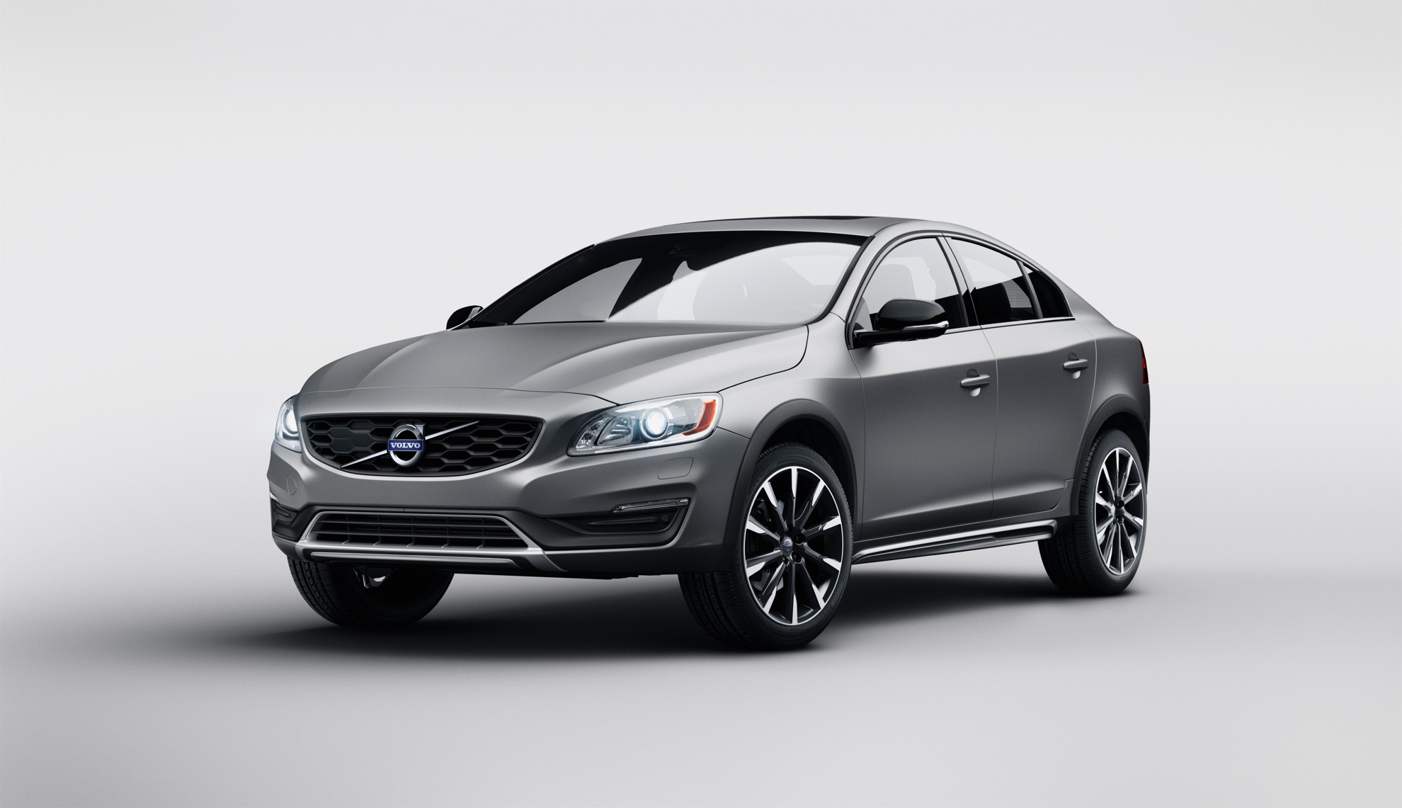 Volvo takes Cross Country brand into sedan territory