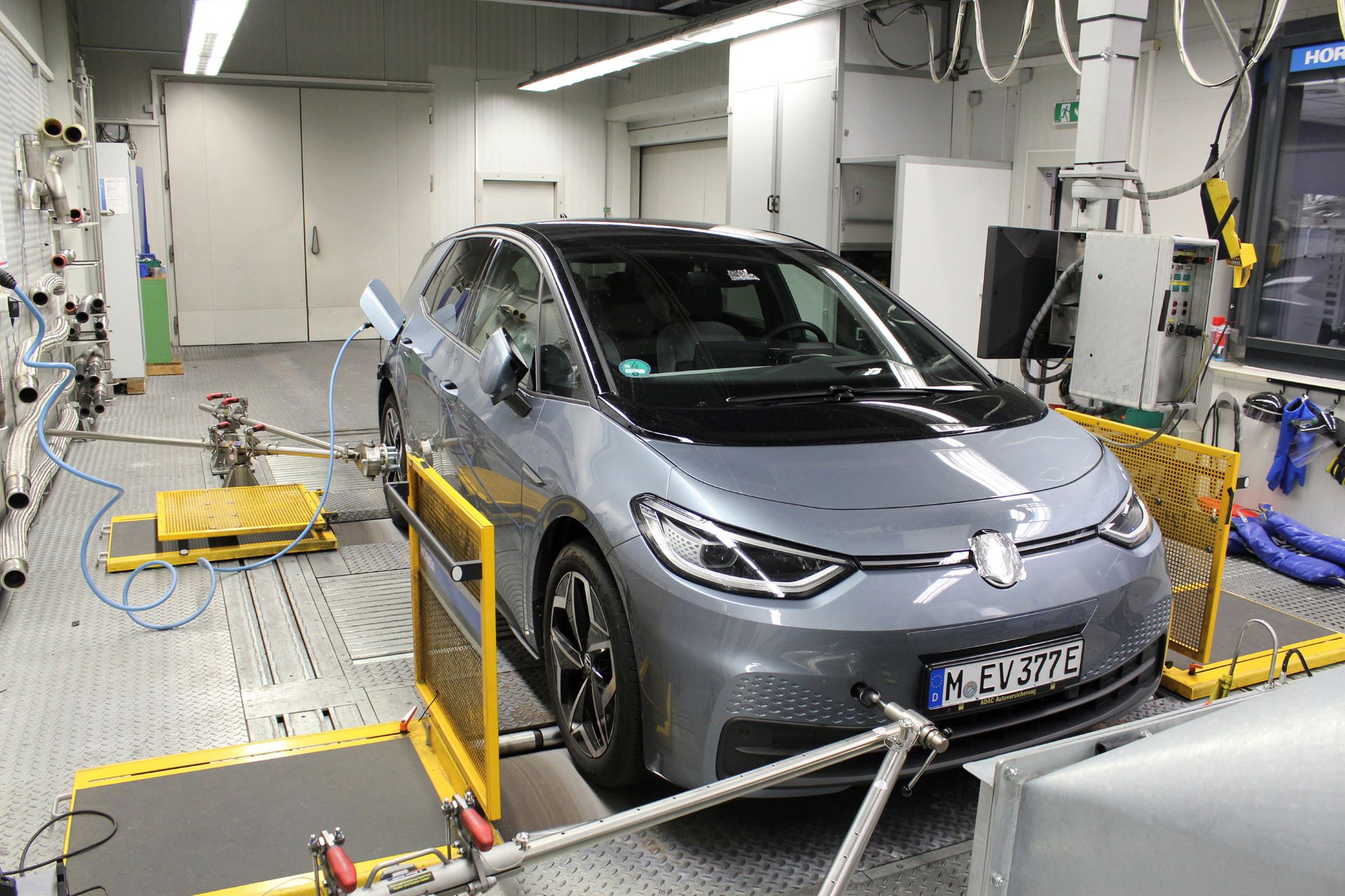 Id3 passes 100000 km test from german adac 1
