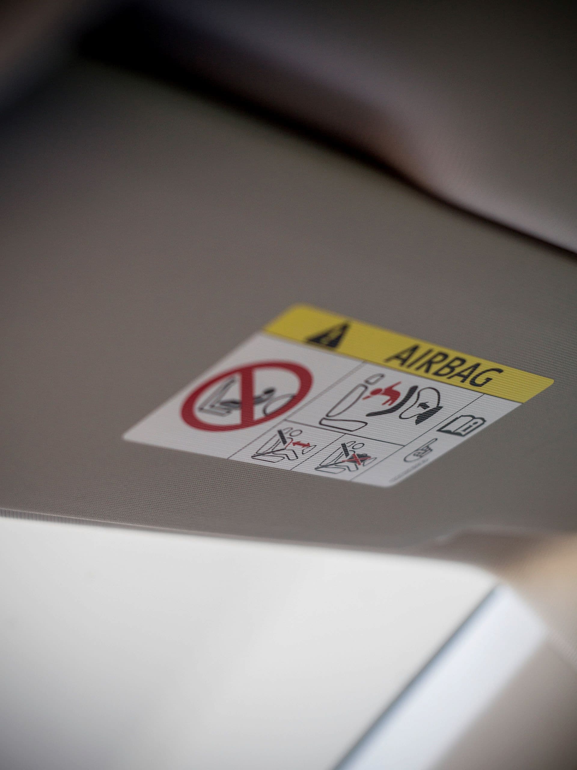 Maximising airbag safety 1