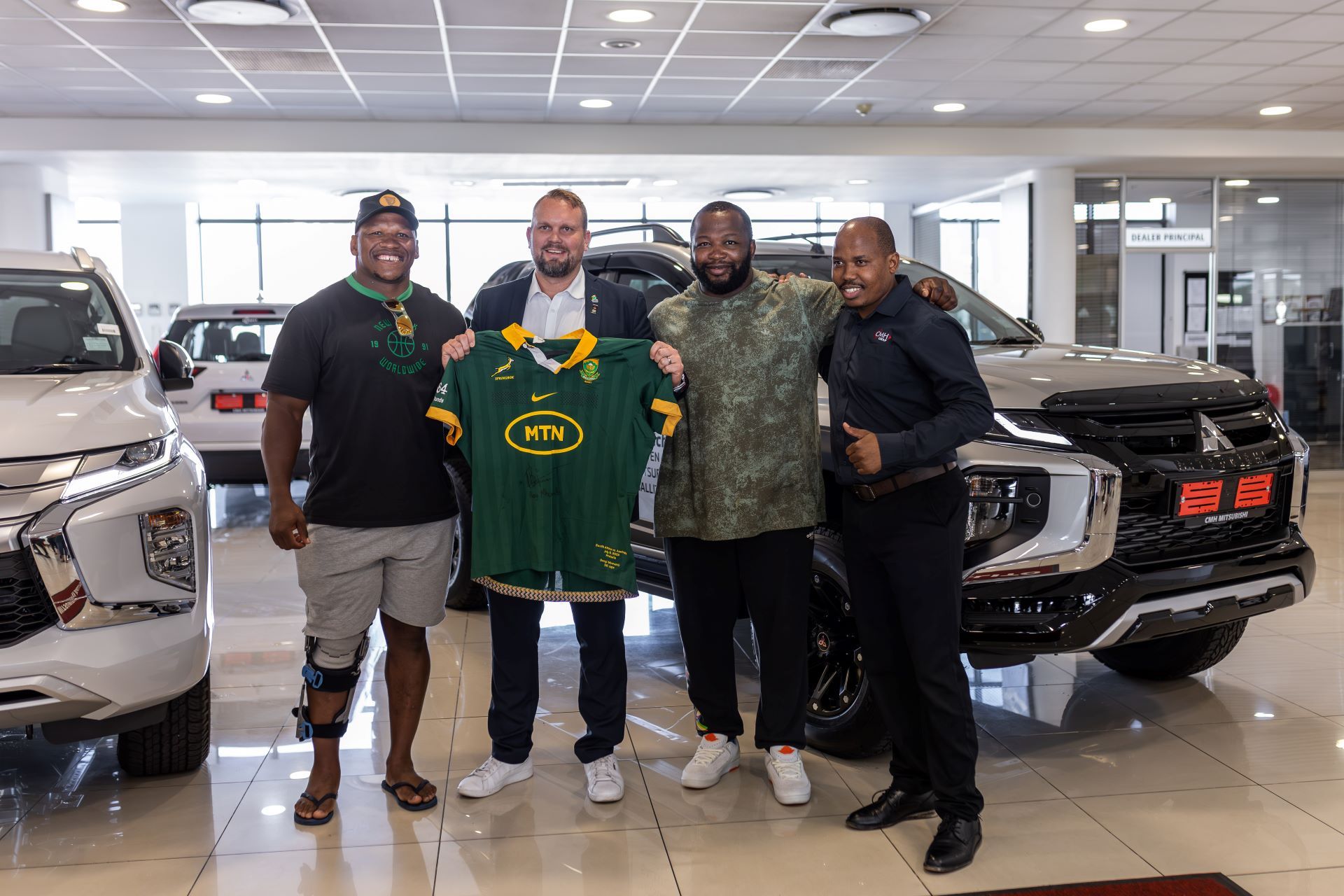 Sporting icon bongi mbonambi hooks up with the legendary mitsubishi pajero sport
