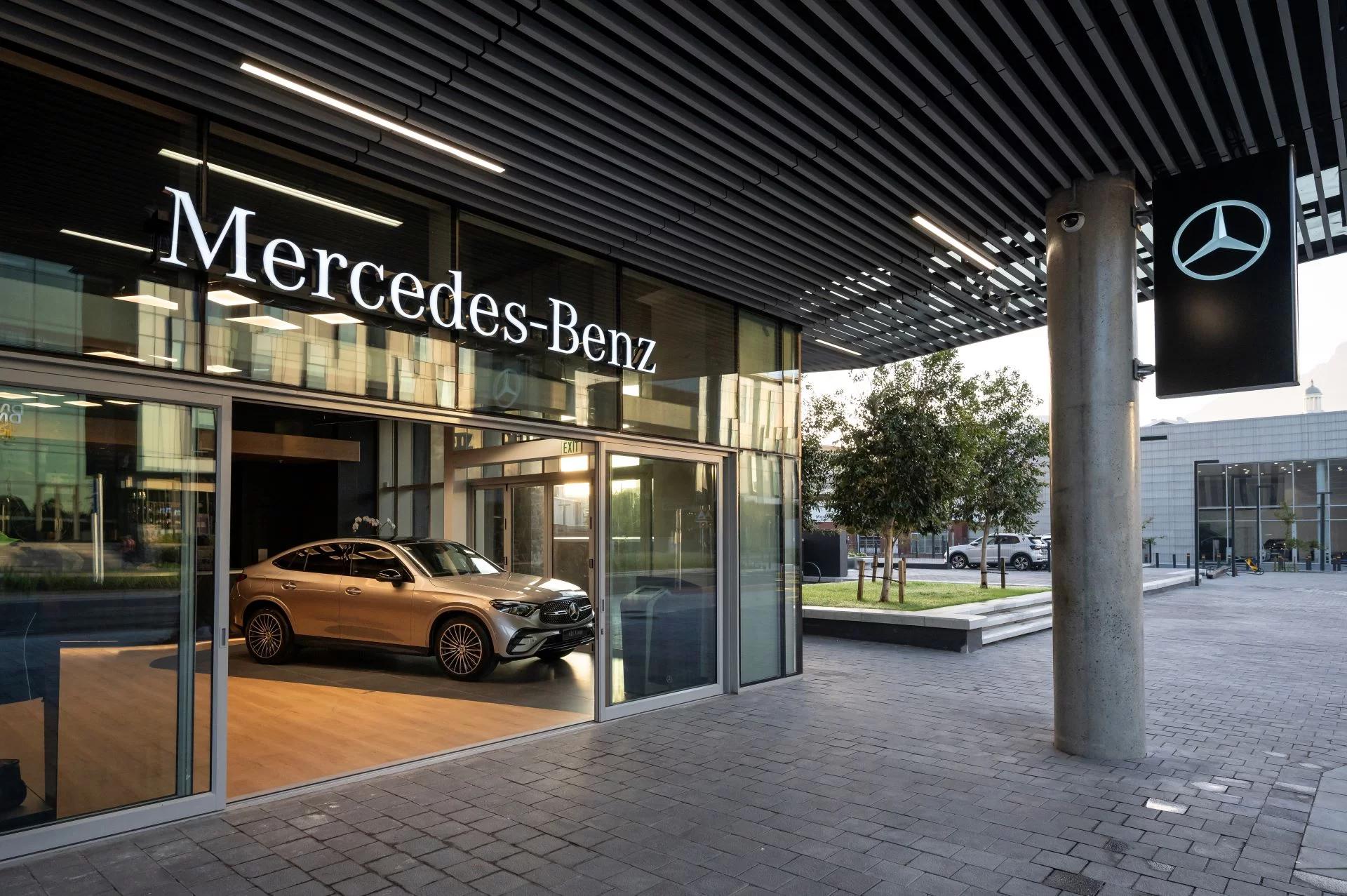 Mercedes–Benz Presents Unmatched Concierge Luxury with the Launch of V&A Lounge