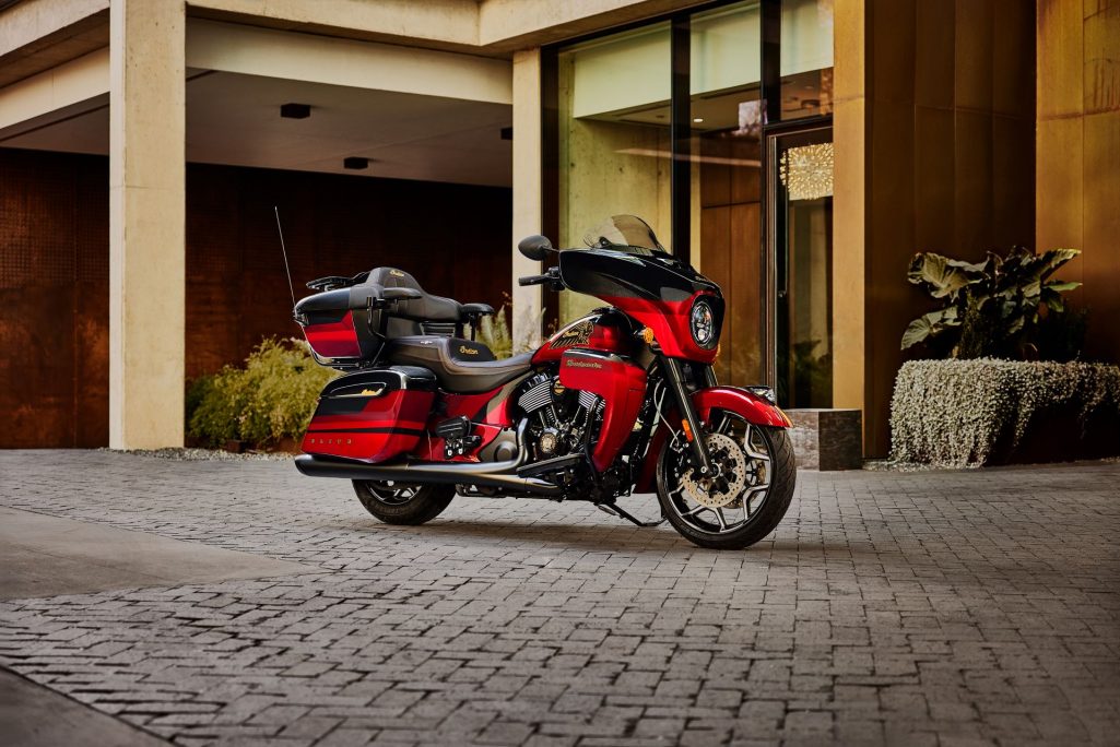 Indian motorcycles roadmaster elite combines high end sophistication with menacing blacked out styling
