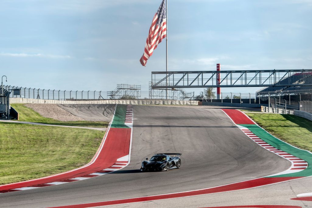Hennessey venom f5 sets road car lap record at circuit of the americas