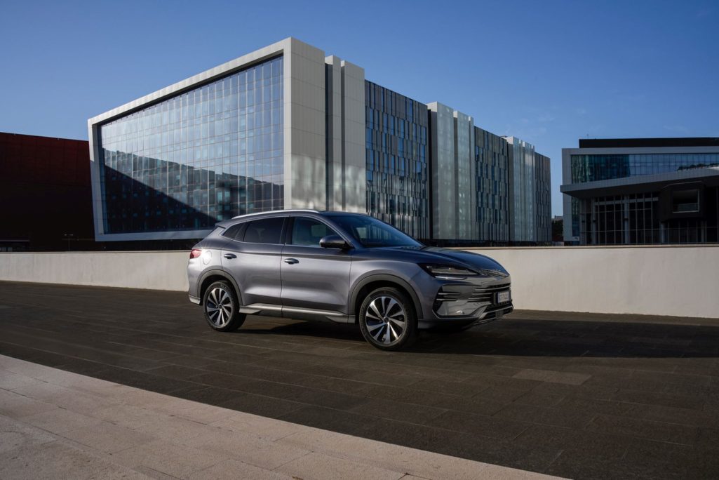 Byd Unveils Seal U Dm I Europe Eco Friendly Suv