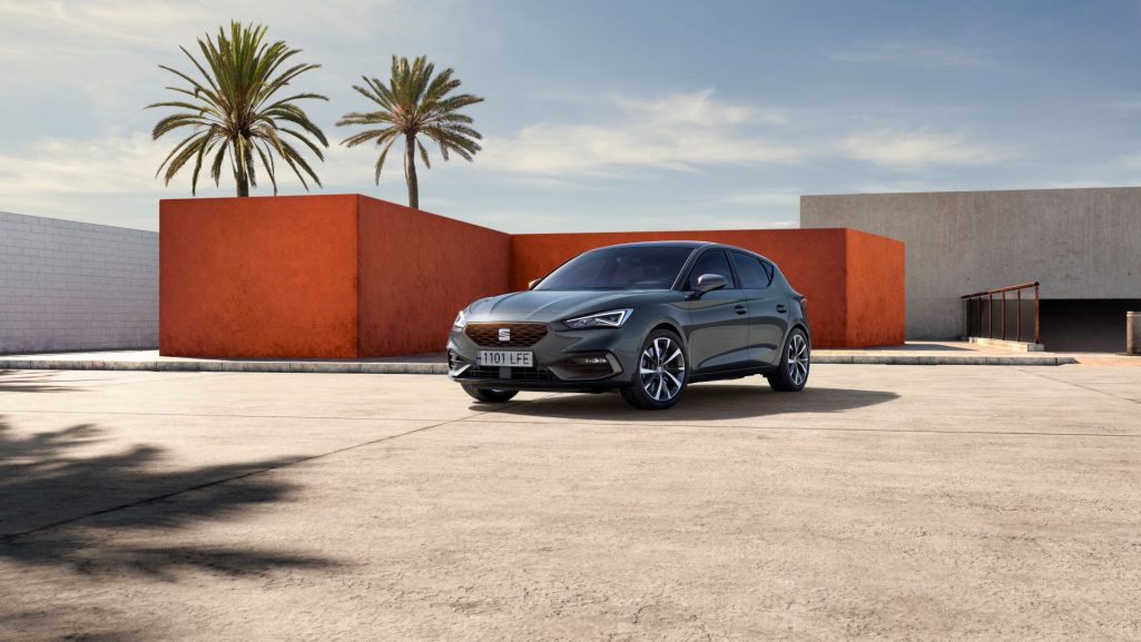 Seat Leon Revamps With Advanced Engines And Cutting Edge Tech