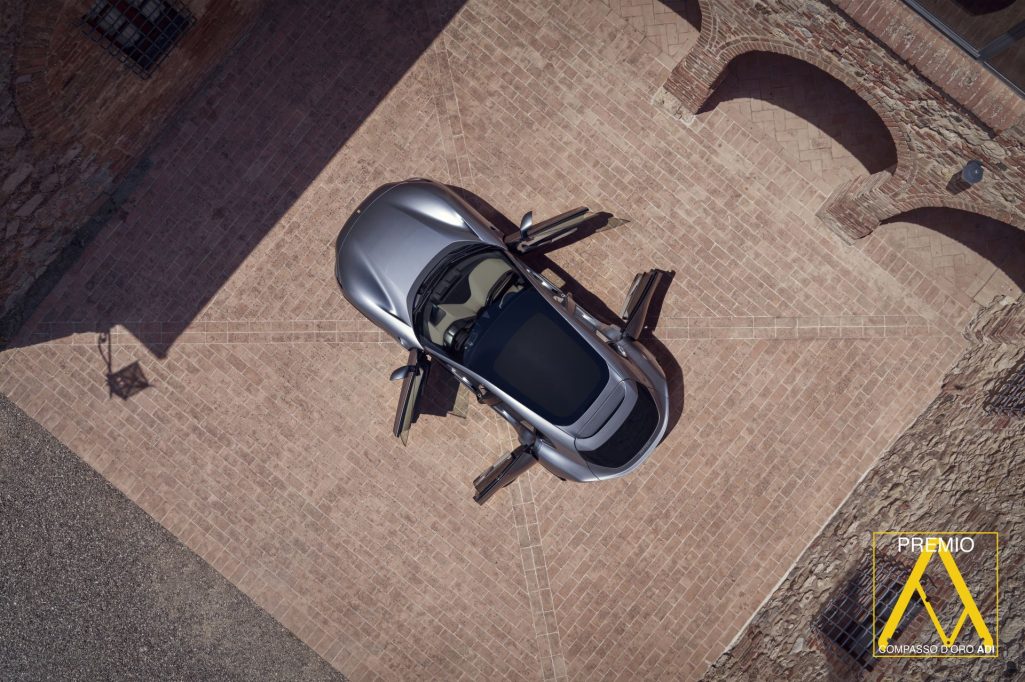 Ferrari Purosangue Captures Design Excellence