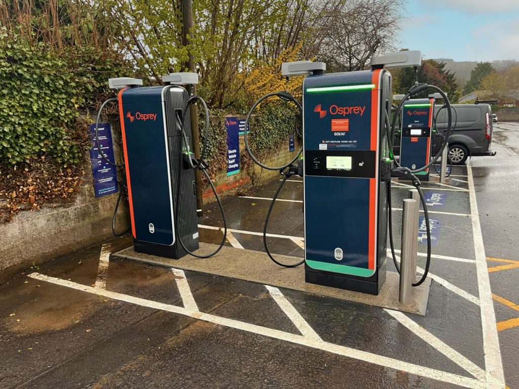 Newriver And Osprey Charging Network Debut Ev Rapid Charging Site In Warminster