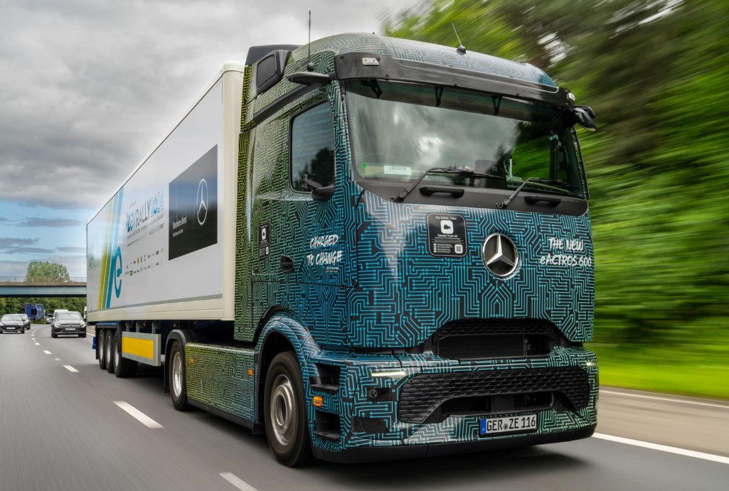 Battery Powered Mercedes Eactros 600 Conquers Uk Roads In Grueling Ev Rally