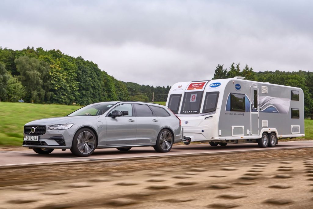 Volvo Xc60 Named Overall Towcar Of The Year 2025 By Caravan And Motorhome Club