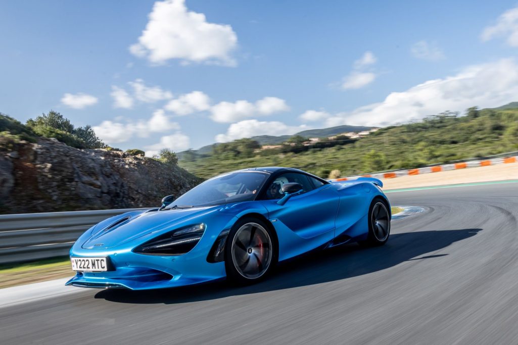 Mclaren 750s Triumphs As Top Gear Magazines Performance Car Of The Year