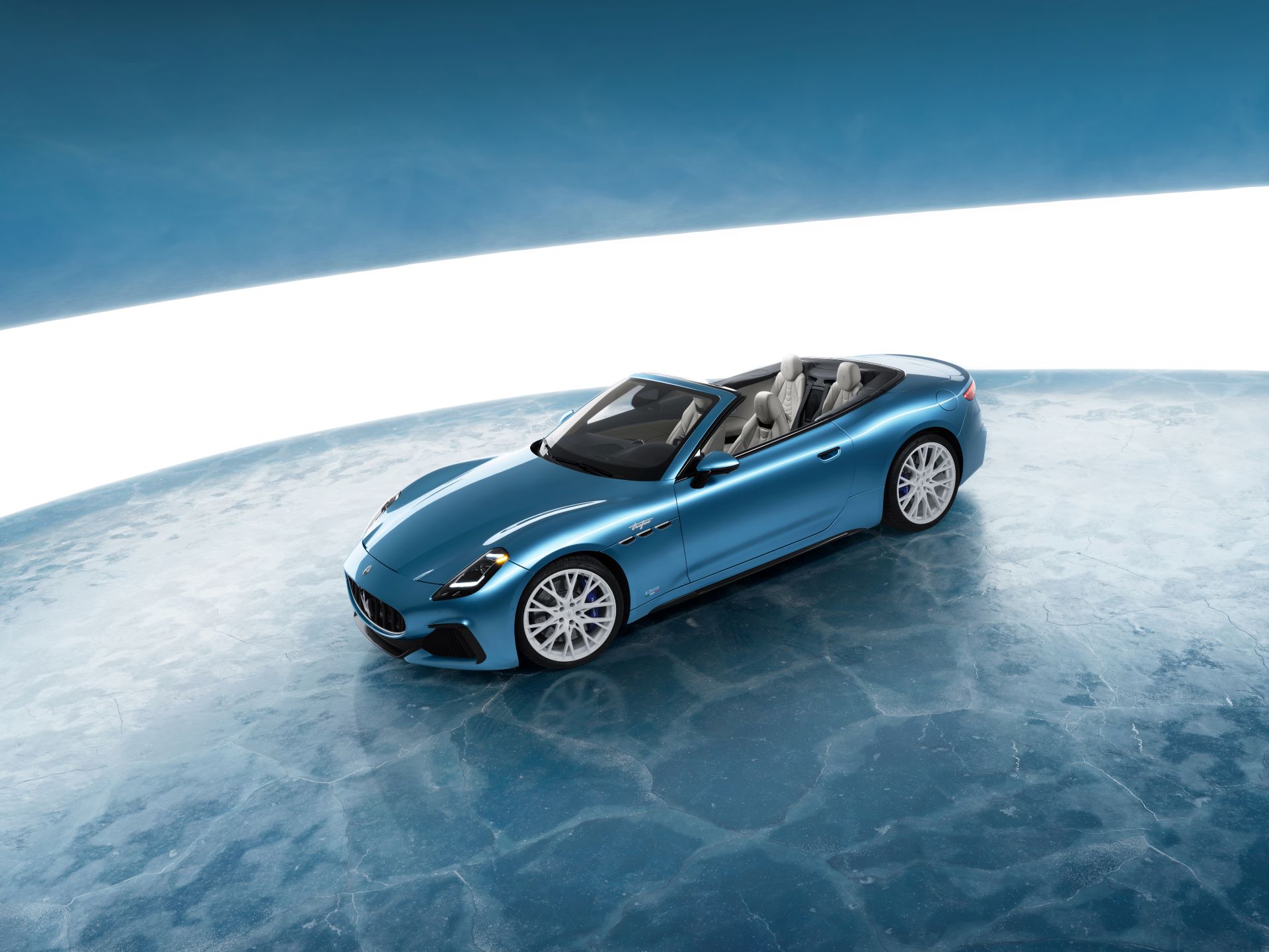 The Maserati Grancabrio Unveils Luxury And Performance At The Ice St Moritz