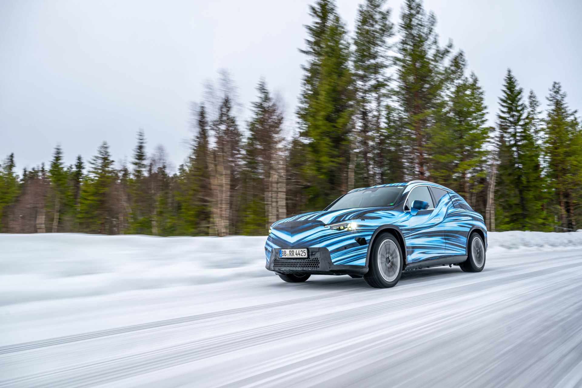 The All New Mercedes Benz Glc With Eq Technology Triumphs In Extreme Sub Zero Tests