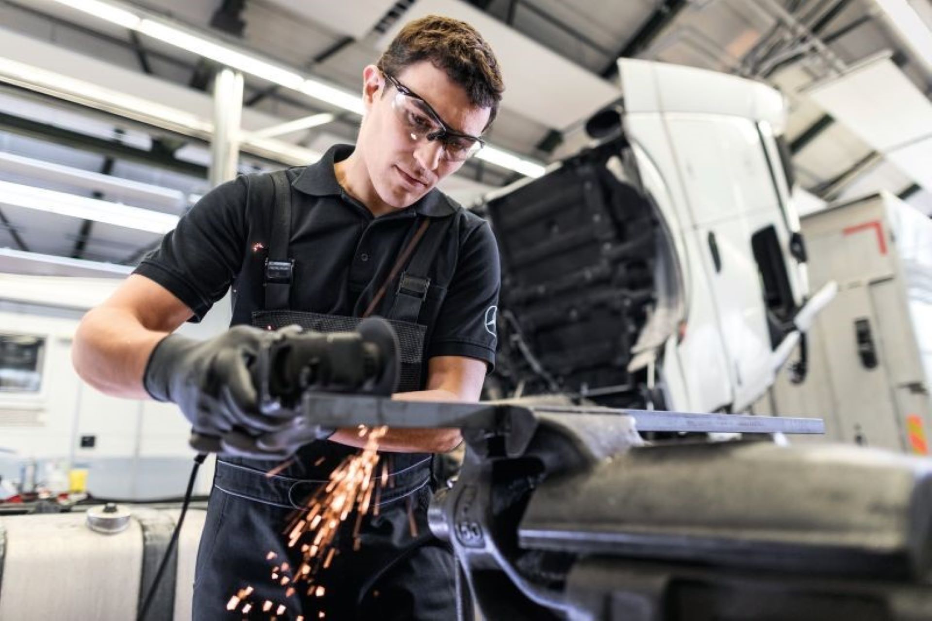 Driving Standards Forward New National Rating Scheme Sets Benchmark For Hgv Maintenance
