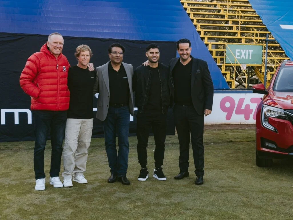 Mahindra Welcomes Cricket Icons To The Xuv700 Family 1