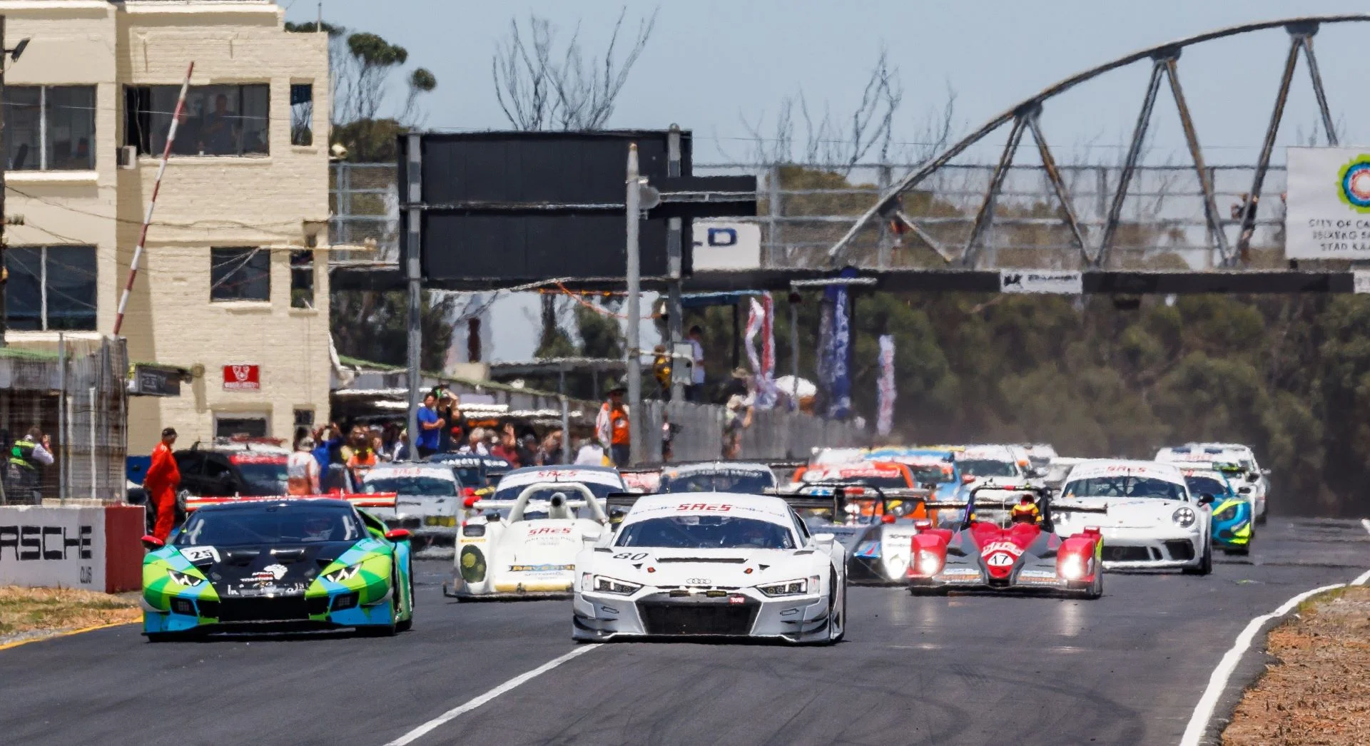 Cape Speed Spectacle Saes Six Hour Showdown Set To Thrill At Killarney