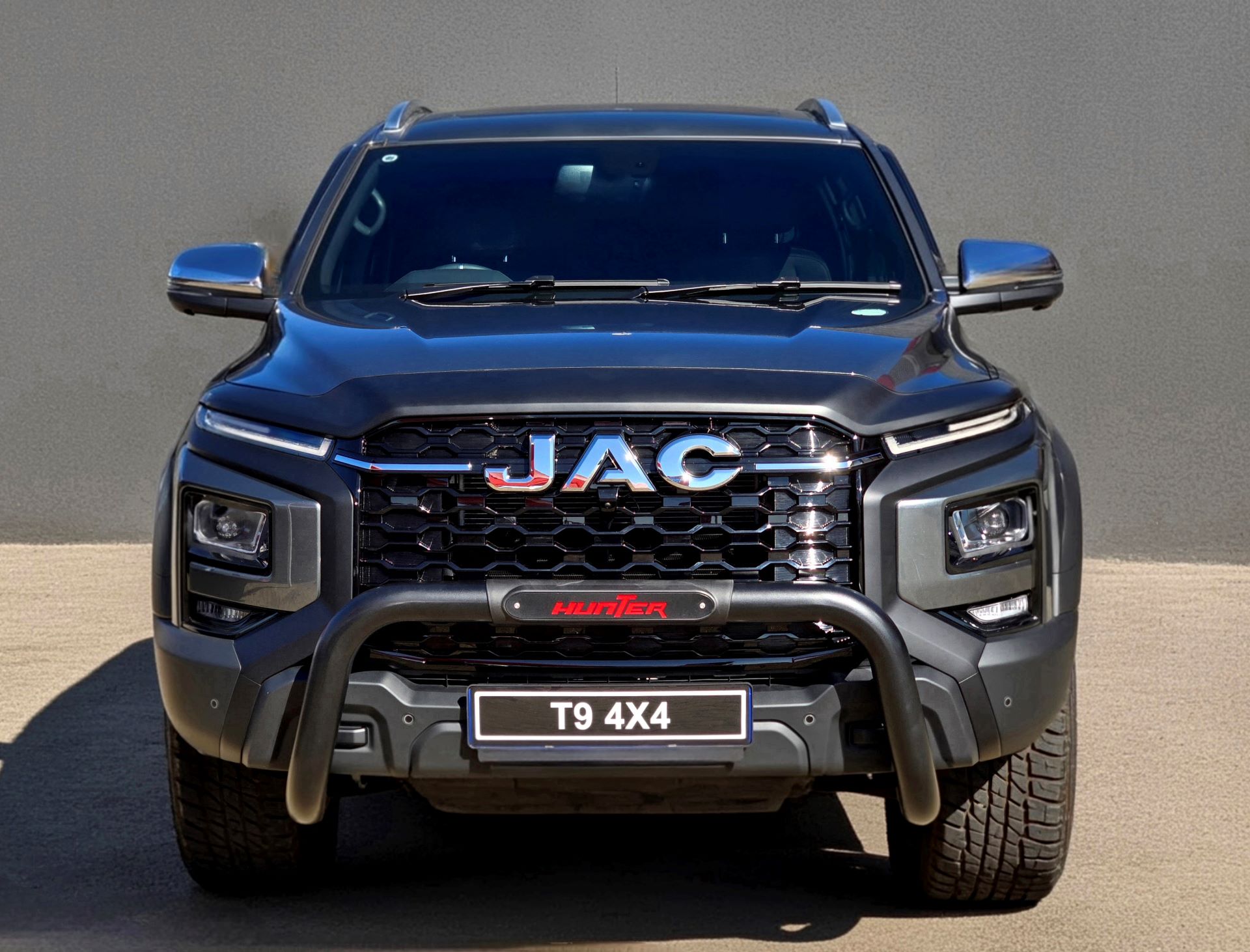 Jac Motors Unleashes Limited Edition T9 Hunter 4x4 To Celebrate Record Breaking Endurance Feat