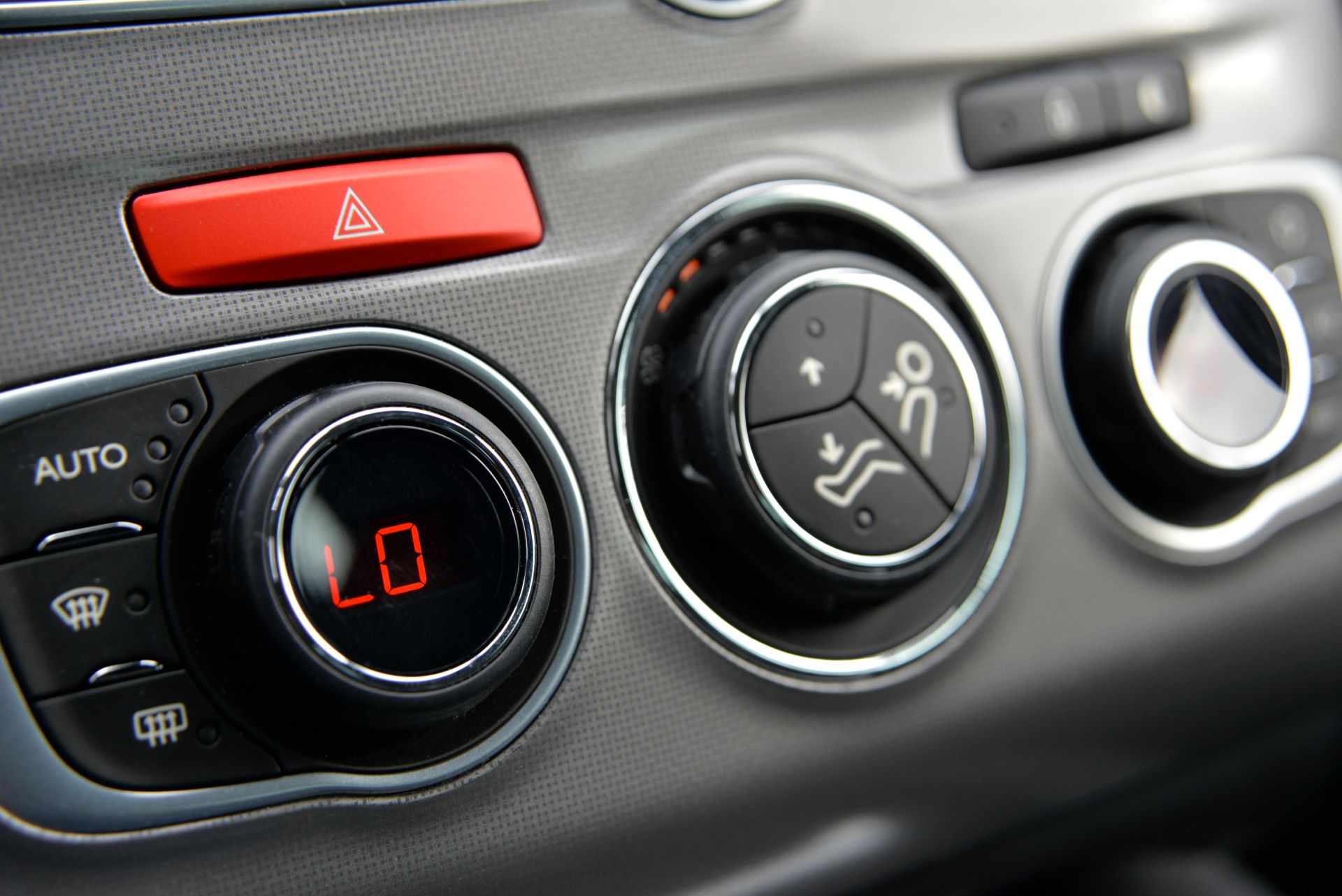 Return Of Dashboard Buttons Signals A Win For Driver Safety Says Start Rescue