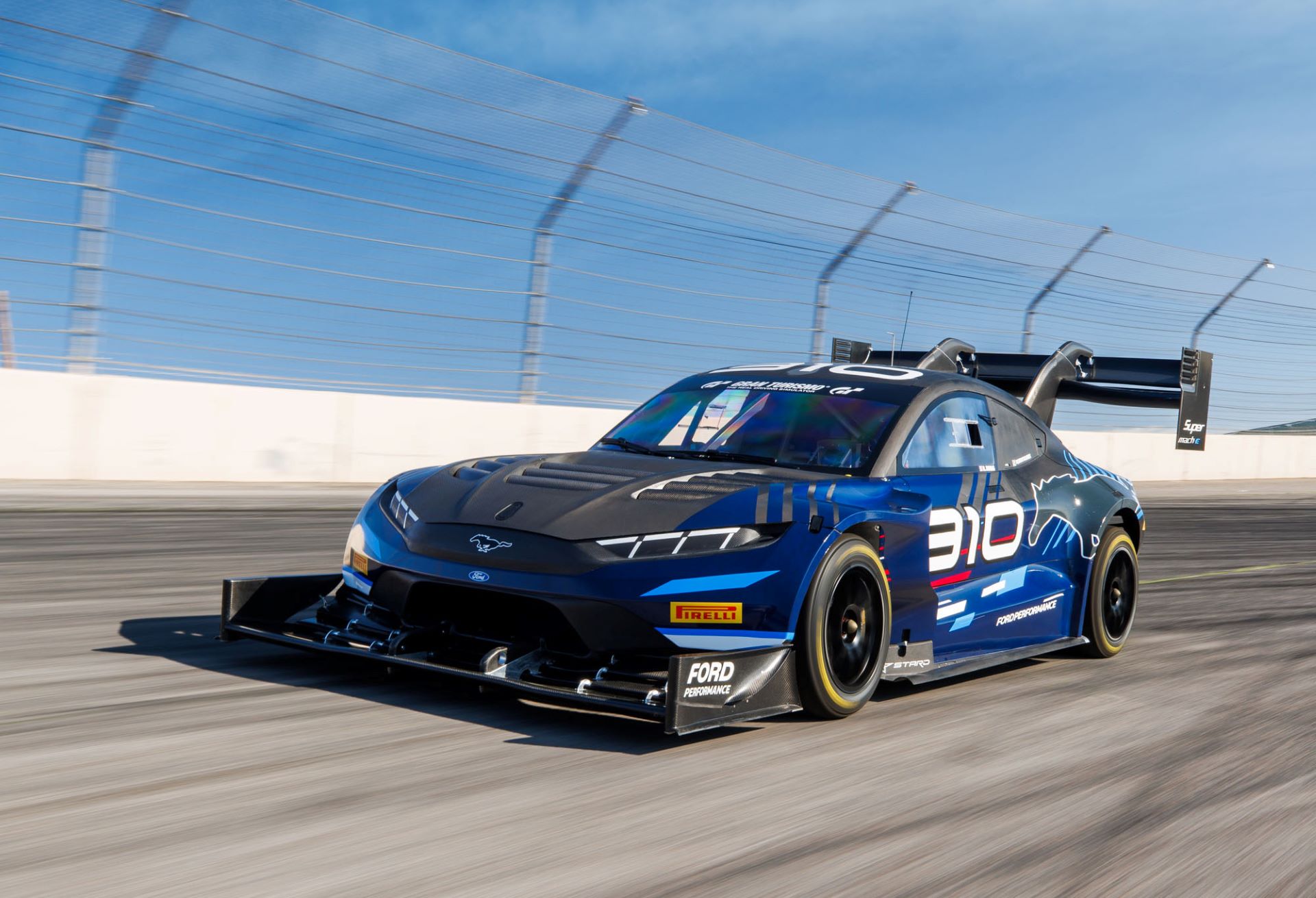 Super Mustang Mach E Ford Charges Back To Pikes Peak With 1400 Hp Electric Contender