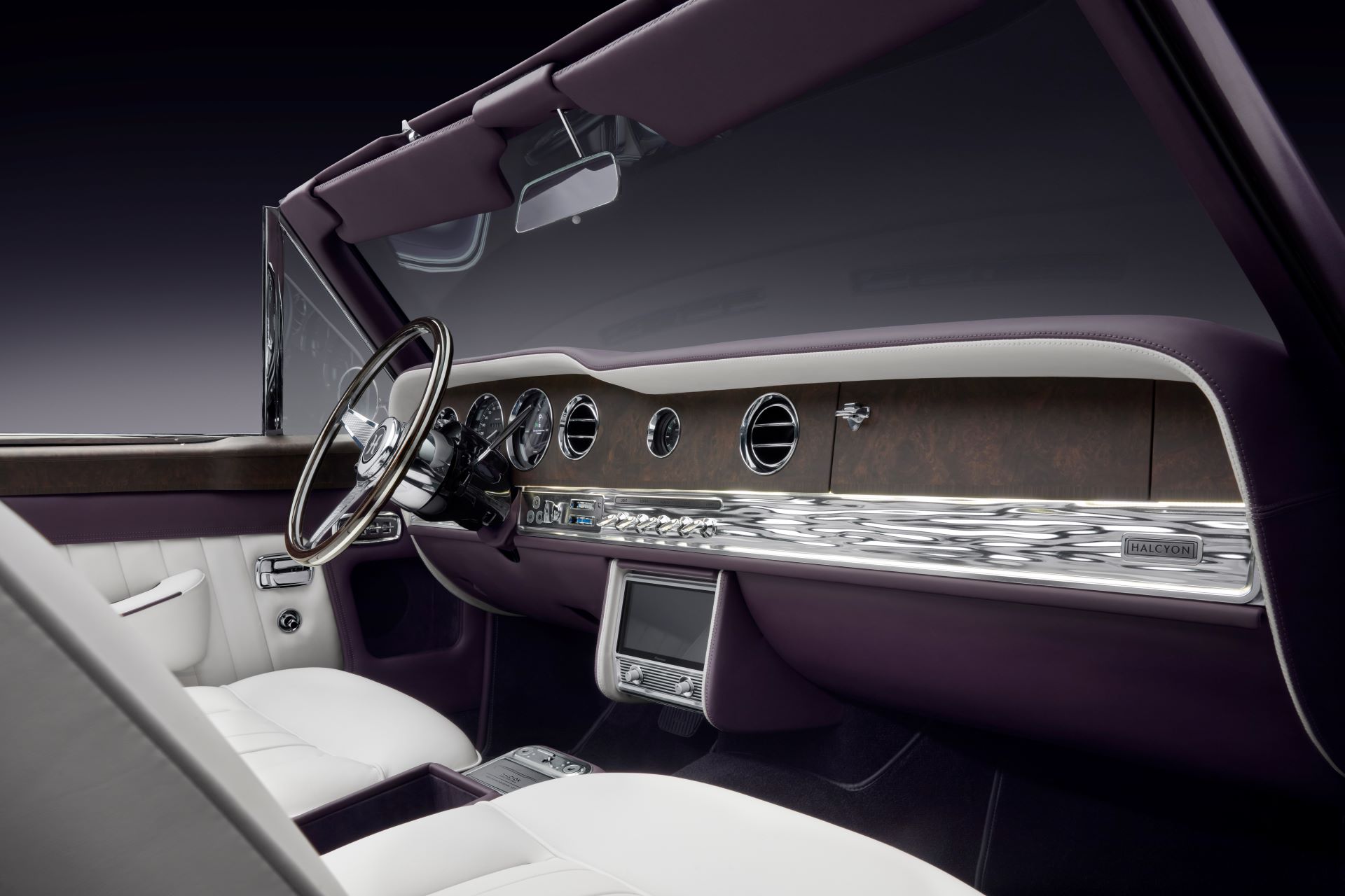 Halcyon Unveils Highland Heather A Remastered Rolls Royce Corniche Debuts At Concours Of Elegance 2025