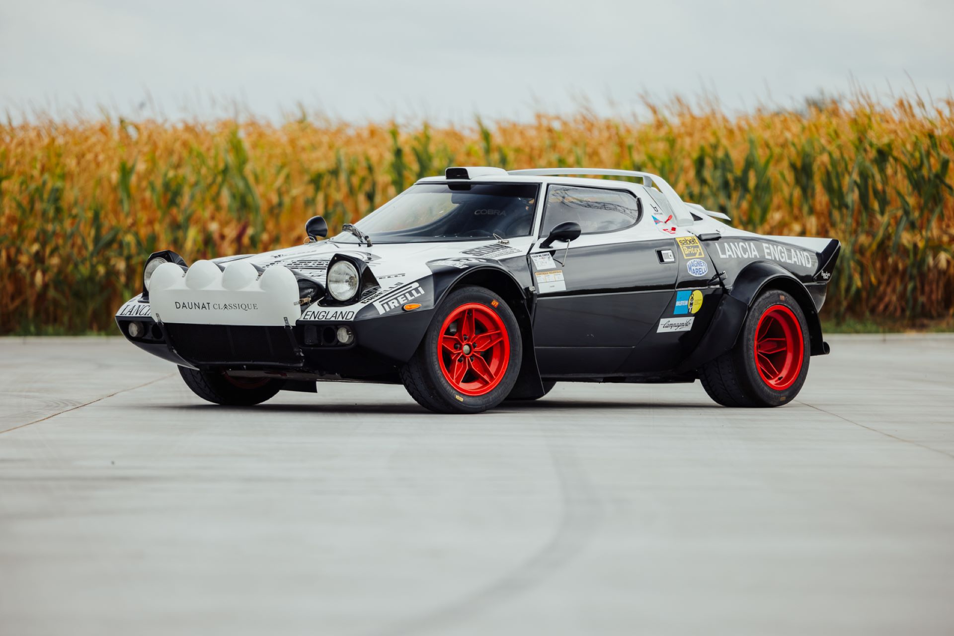 Aston martin valkyrie owned by daniel ricciardo races to victory at broad arrows inaugural zoute concours auction