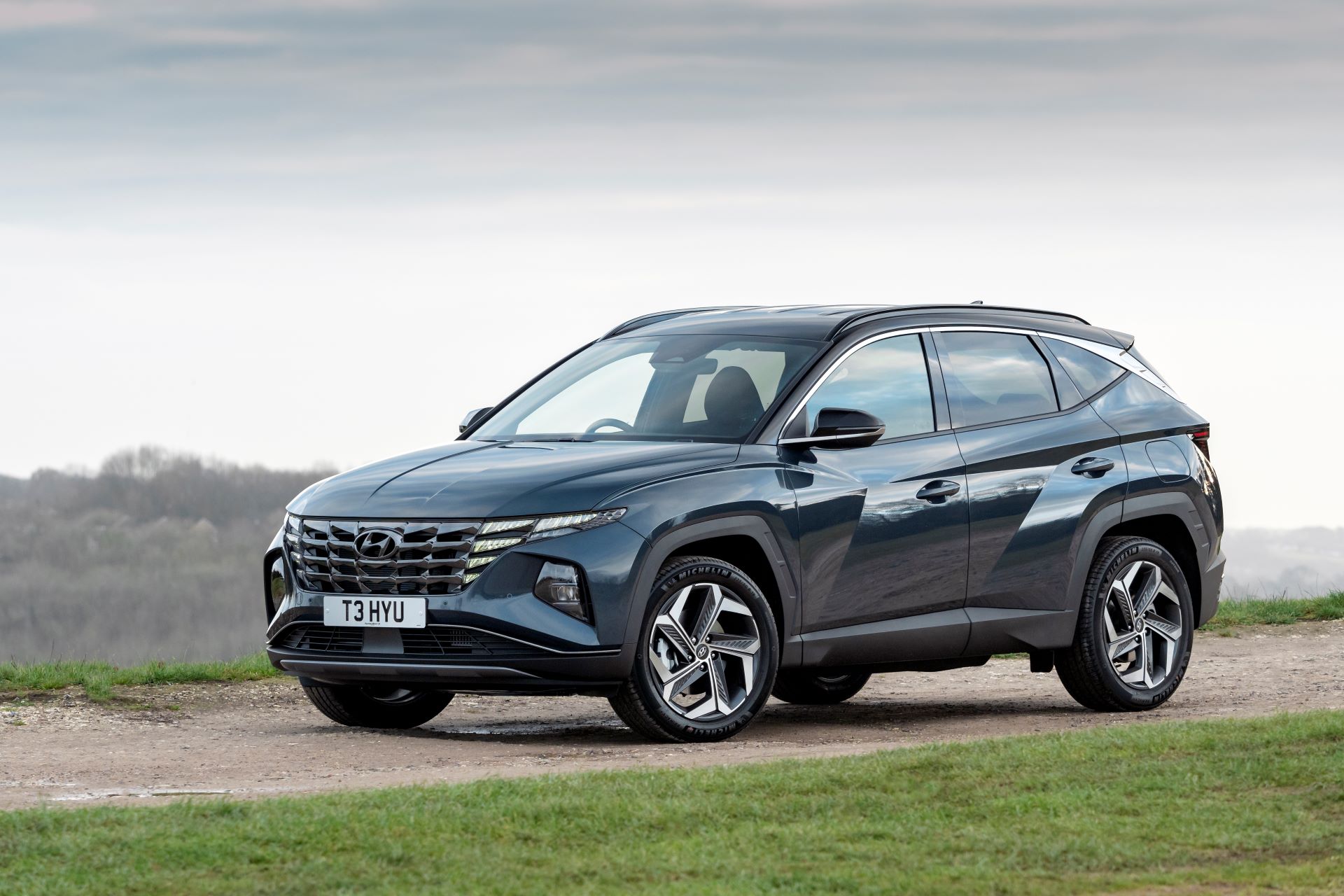 Hyundai tucson crowned best used family suv by what car