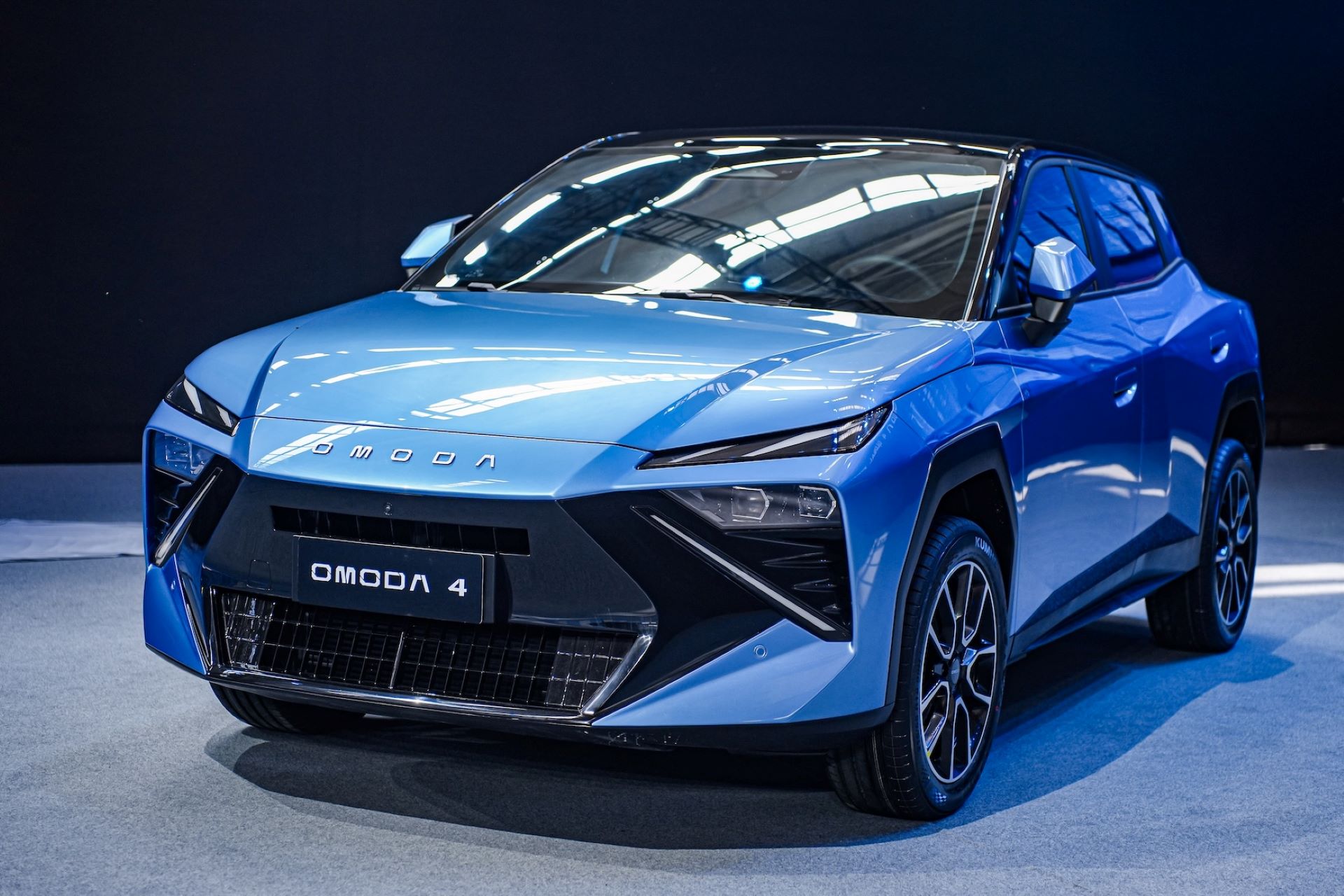 Omoda c4 unveiled bold cyber mecha design and next gen tech headed to south africa in 2026