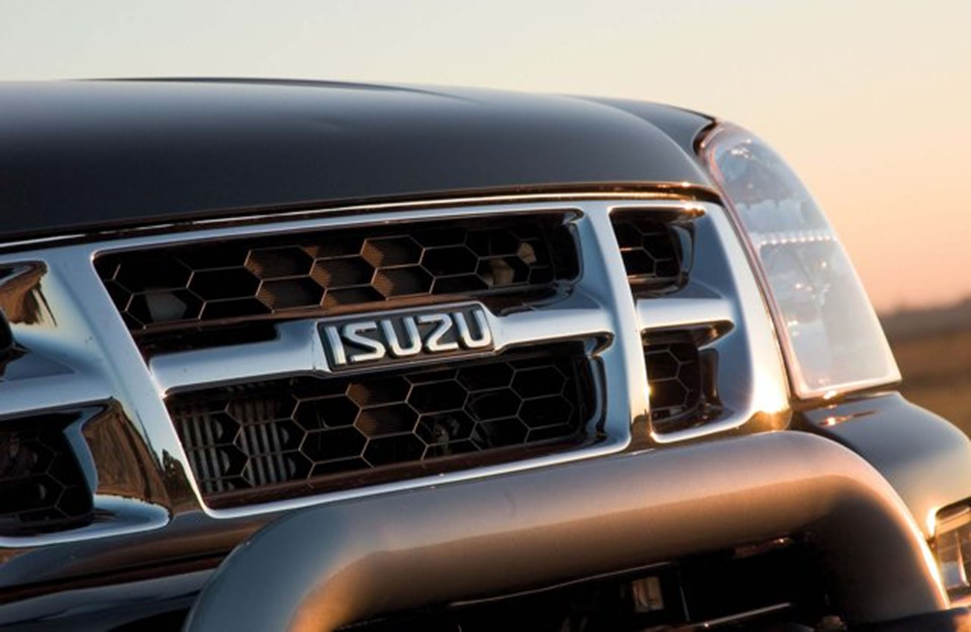 ISUZU a Global Diesel Engine Pioneer