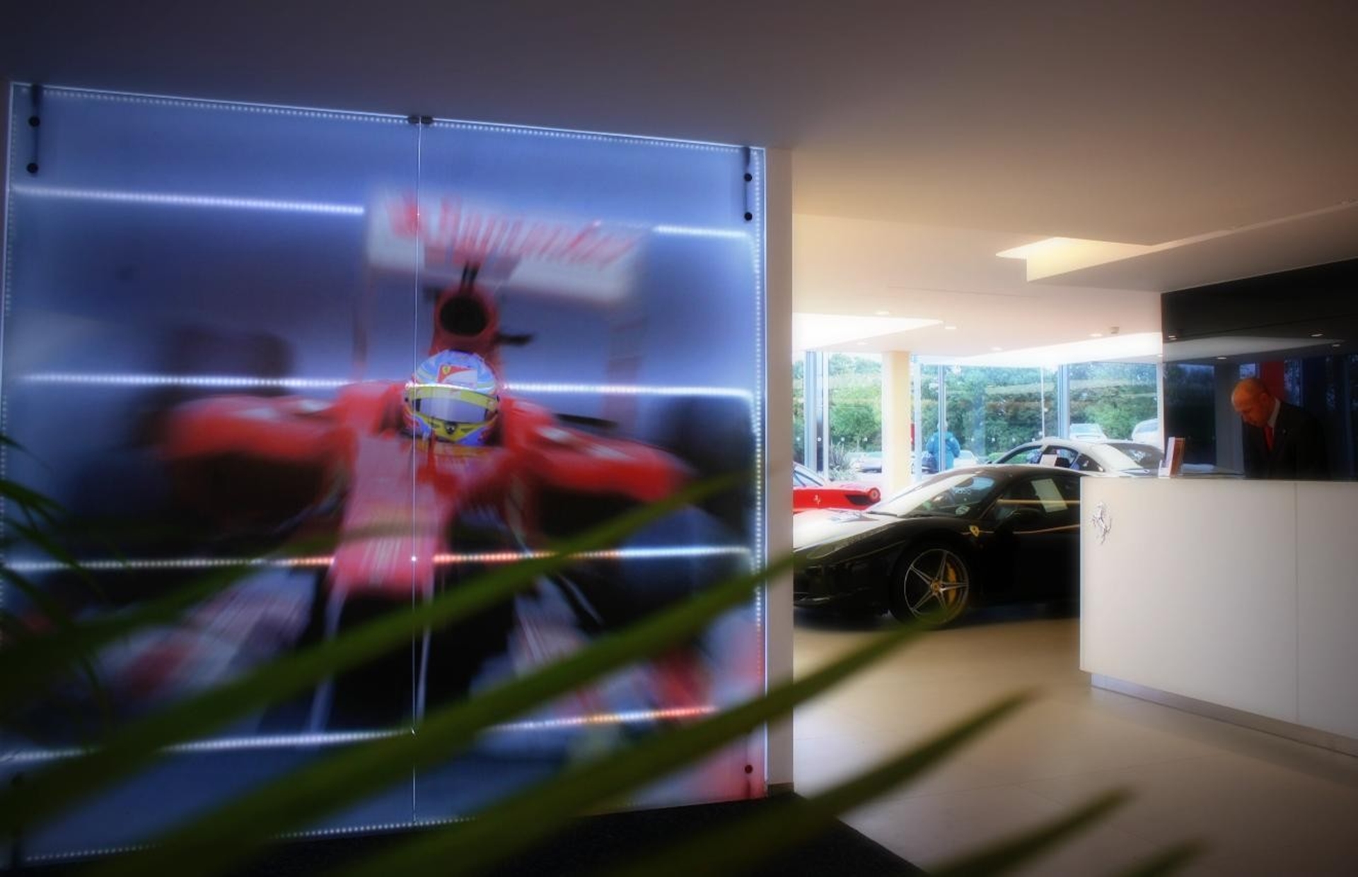 FERRARI ANNOUNCES THE OFFICIAL OPENING OF CARRS OF EXETER NEW SHOWROOM