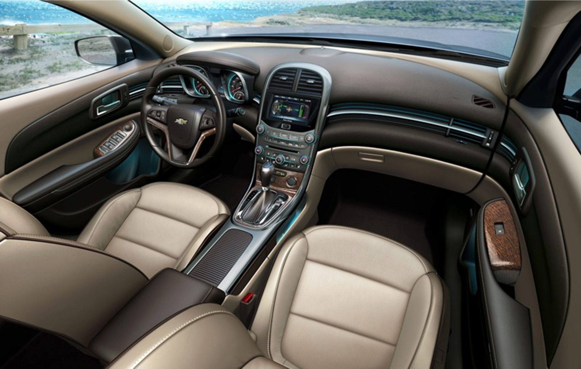 Chevrolet Malibu Interior Delivers a Touch of Luxury