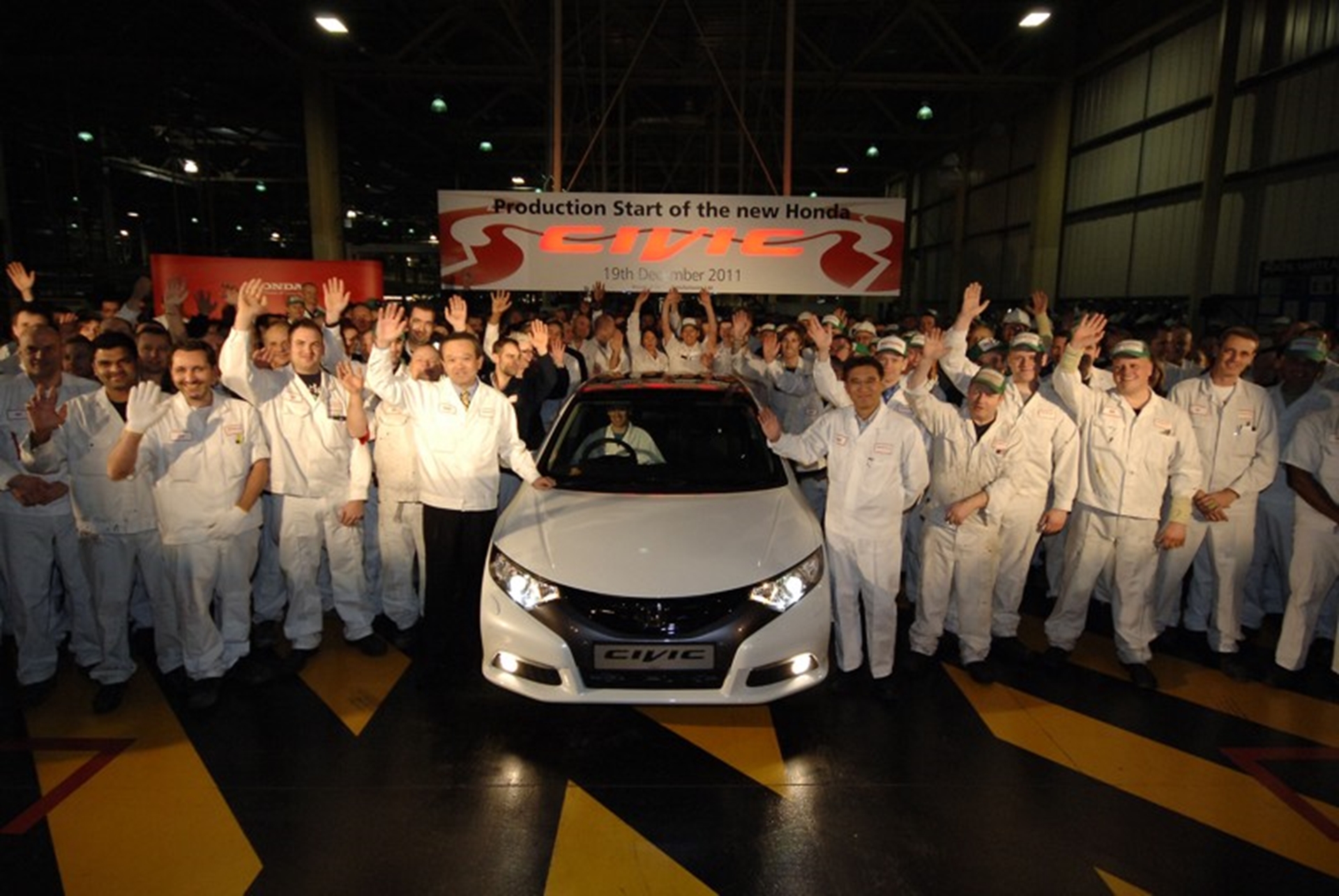 Honda celebrates the start of New Civic Production and announces 500 new jobs