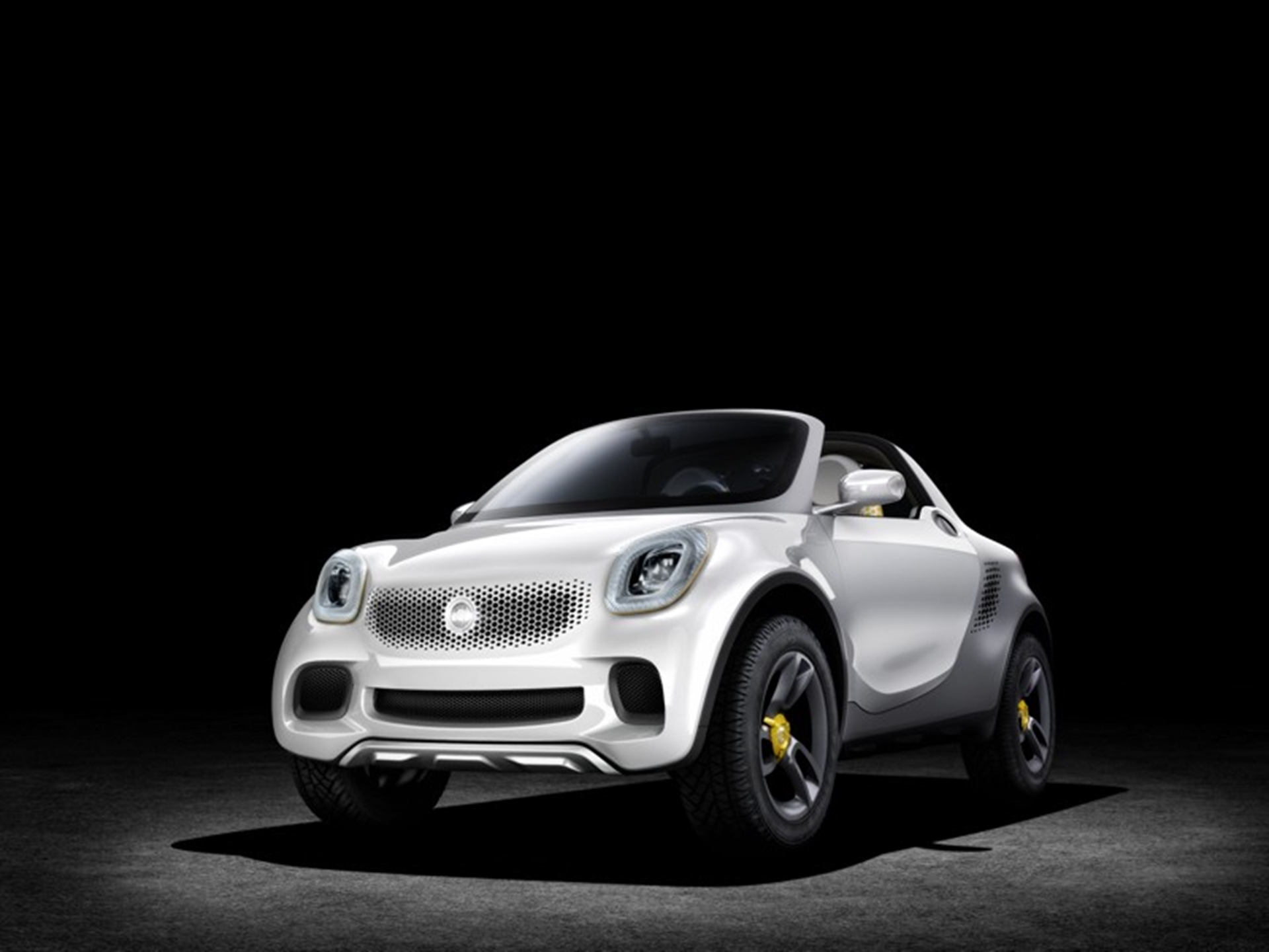Smart for-us: world premiere at the Detroit Motor Show. The Rule-Breaker