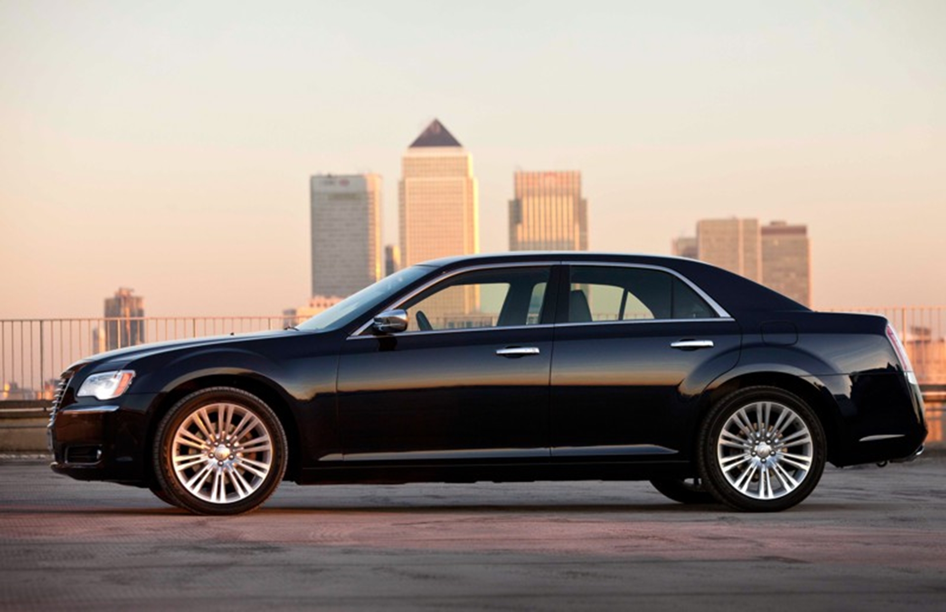 CHRYSLER RELAUNCHES BRAND IN THE UK WITH £10 MILLION ADVERTISING CAMPAIGN