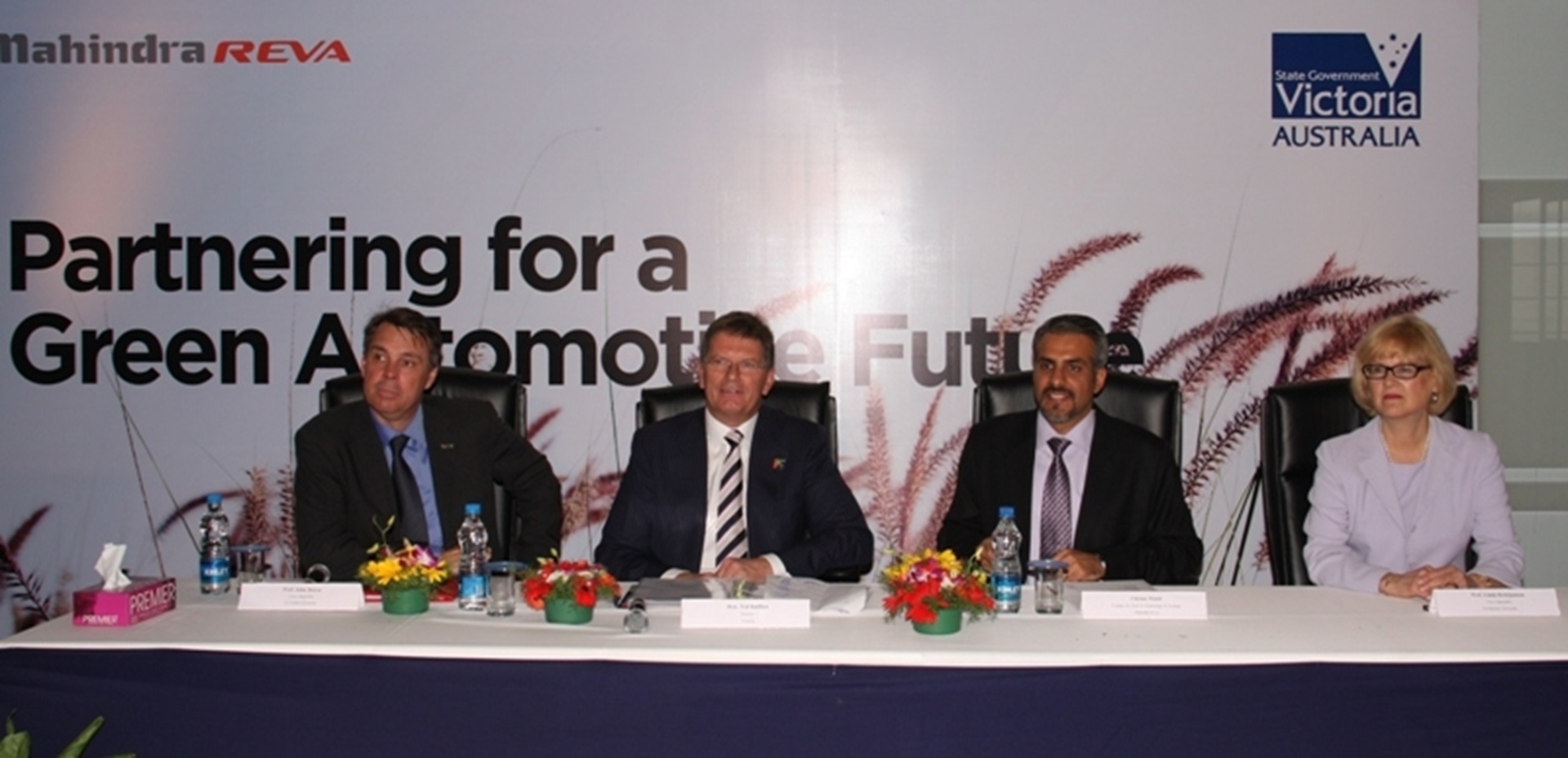 Mahindra Reva signs R&D MoUs with Australian State of Victoria