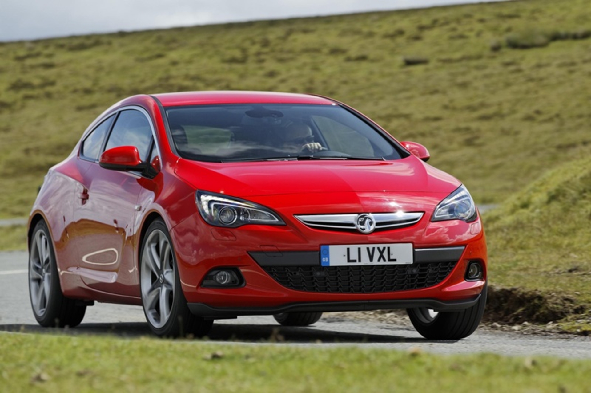 VAUXHALL SHOWS FASTEST GROWTH IN RETAIL SECTOR