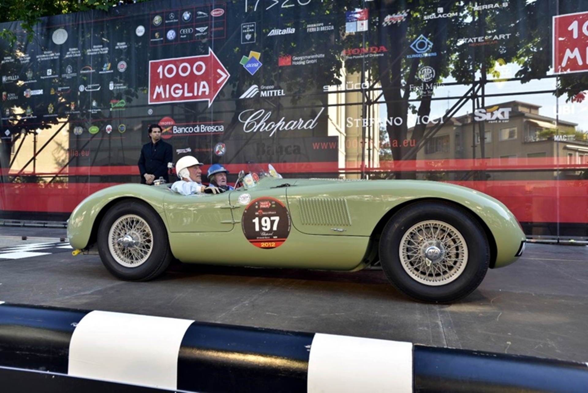 MOSS AND DEWIS RECREATE JAGUAR HISTORY BY STARTING THE 2012 MILLE MIGLIA