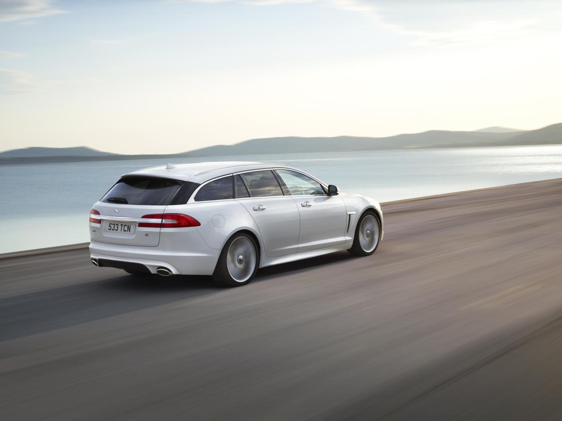 JAGUAR 13MY XF: NEW SPORTBRAKE PRICING AND ENGINE LINE-UP ANNOUNCED