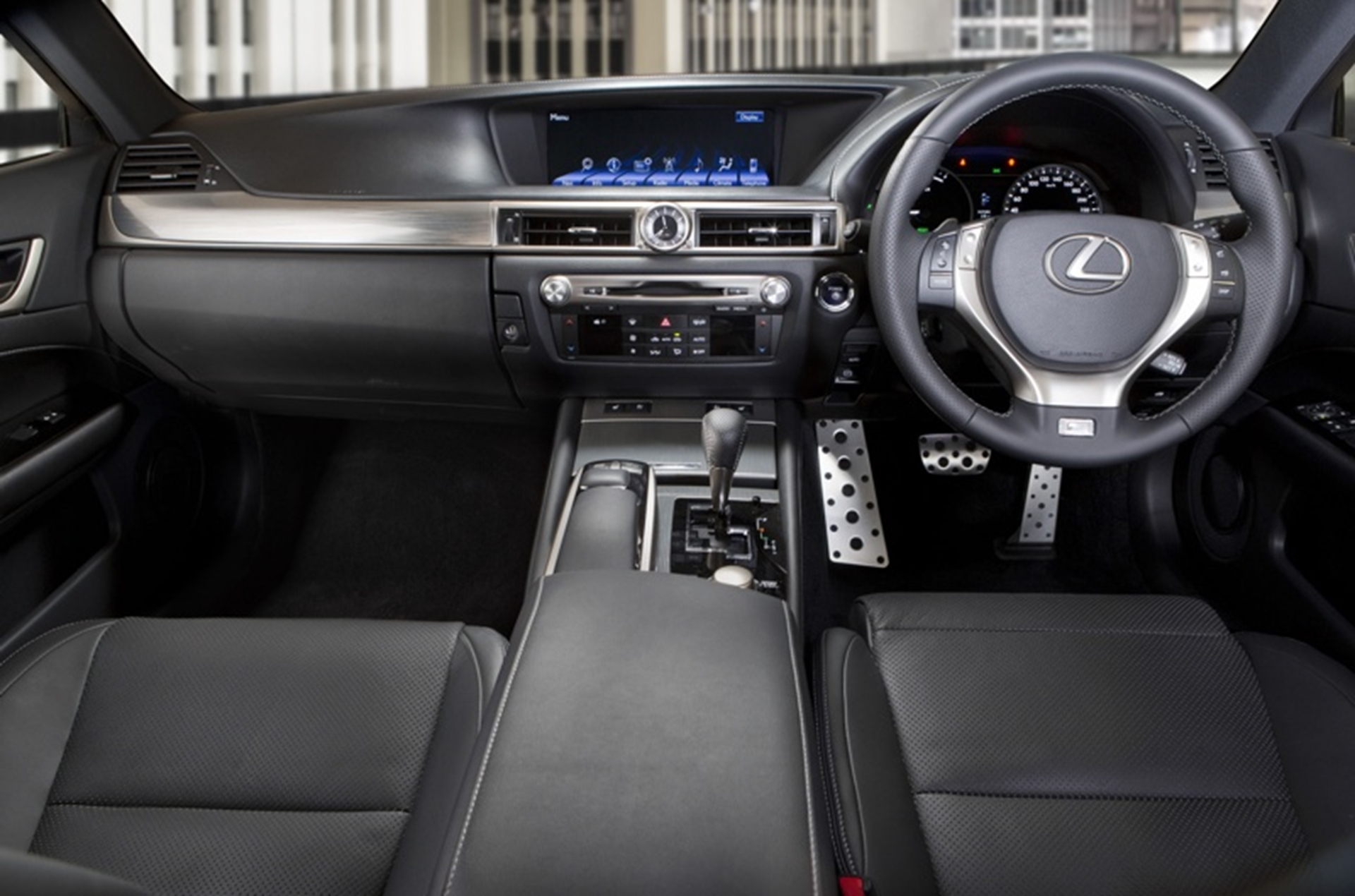 Lexus GS – the new face of Lexus