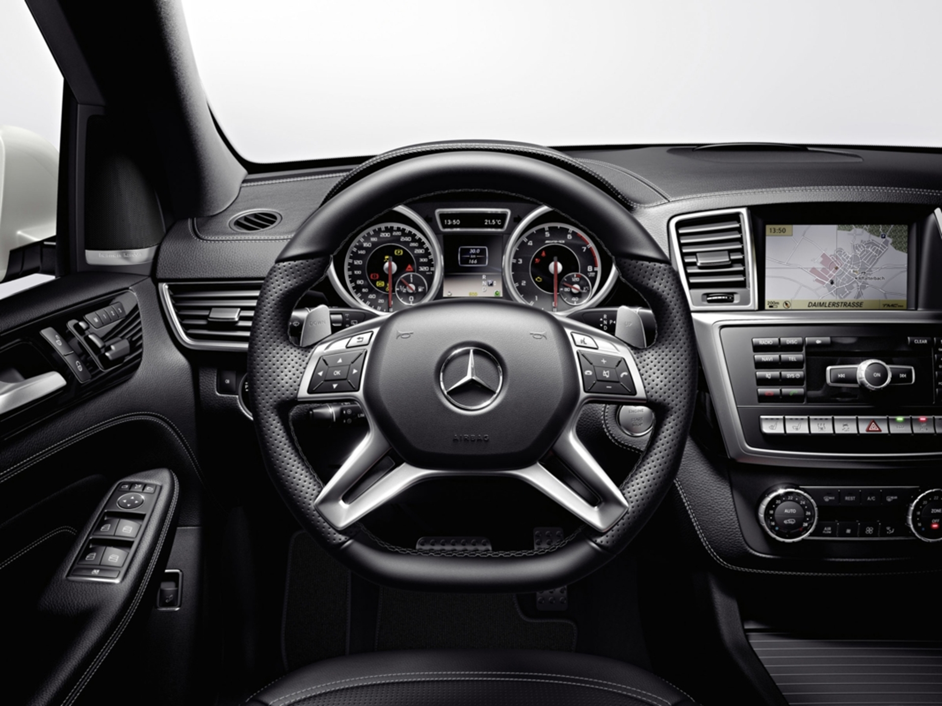 Mercedes-Benz ML 63 AMG Design: impressive credentials