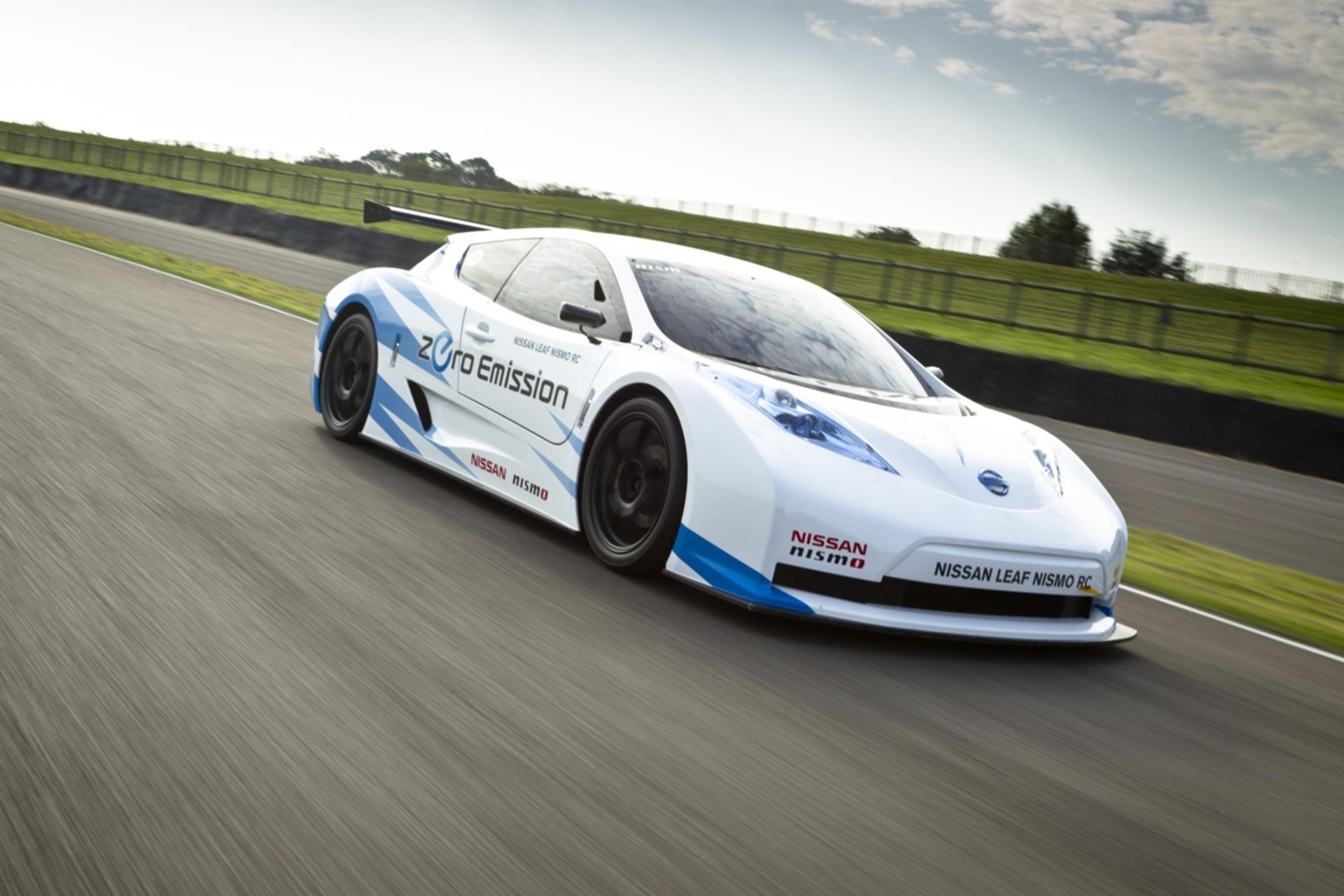 NISSAN TO EXCITE IN EVERY DIRECTION AT GOODWOOD FESTIVAL OF SPEED