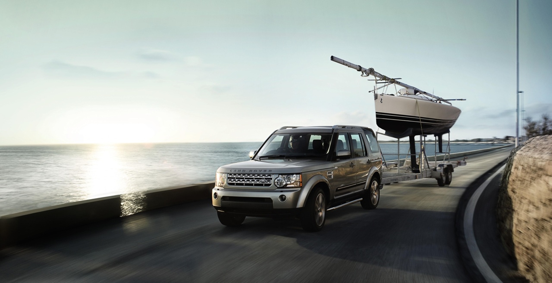 SUMMER DRIVING WITH LAND ROVER