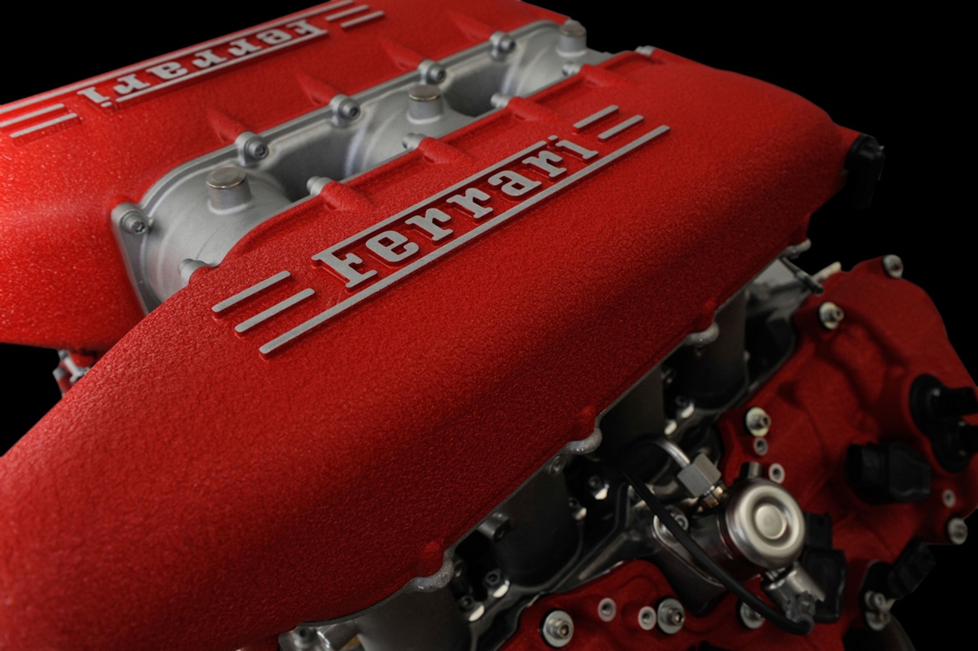 Ferrari V8 takes Best Performance Engine accolade for second year running