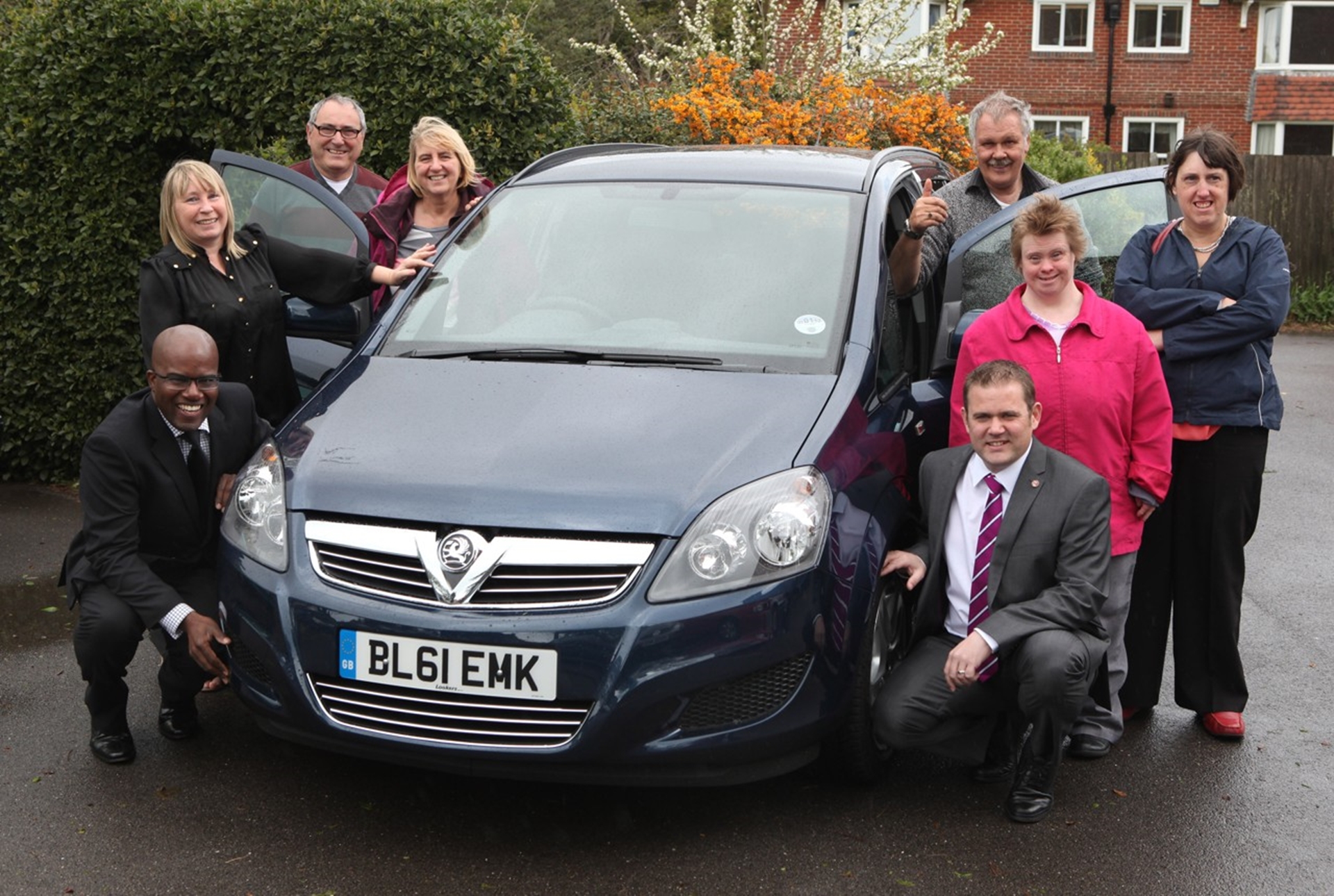 NEW ZAFIRA PROVIDES SEVEN-SEAT SANCTUARY FOR CARE HOME RESIDENTS