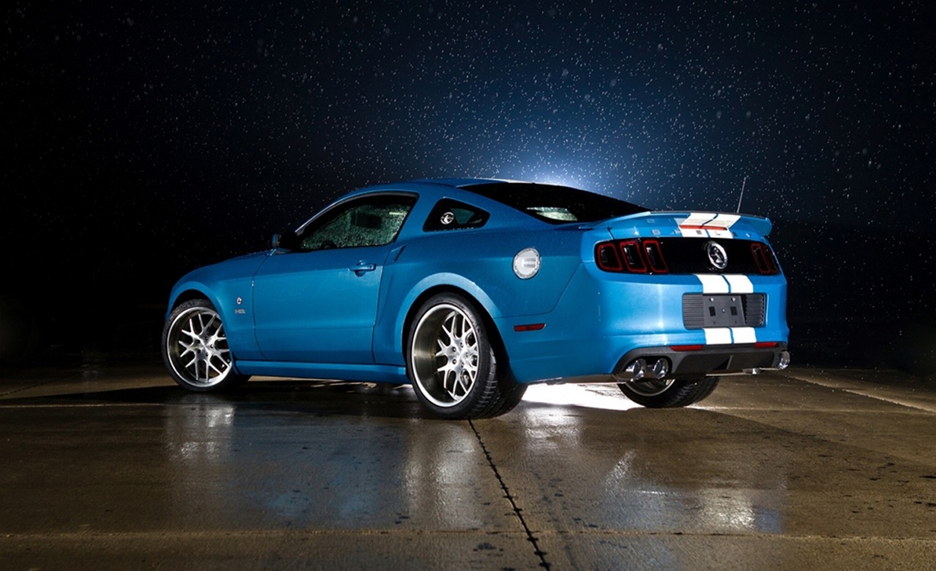 Ford Shelby GT500 Cobra Created as a Tribute to Carroll Shelby
