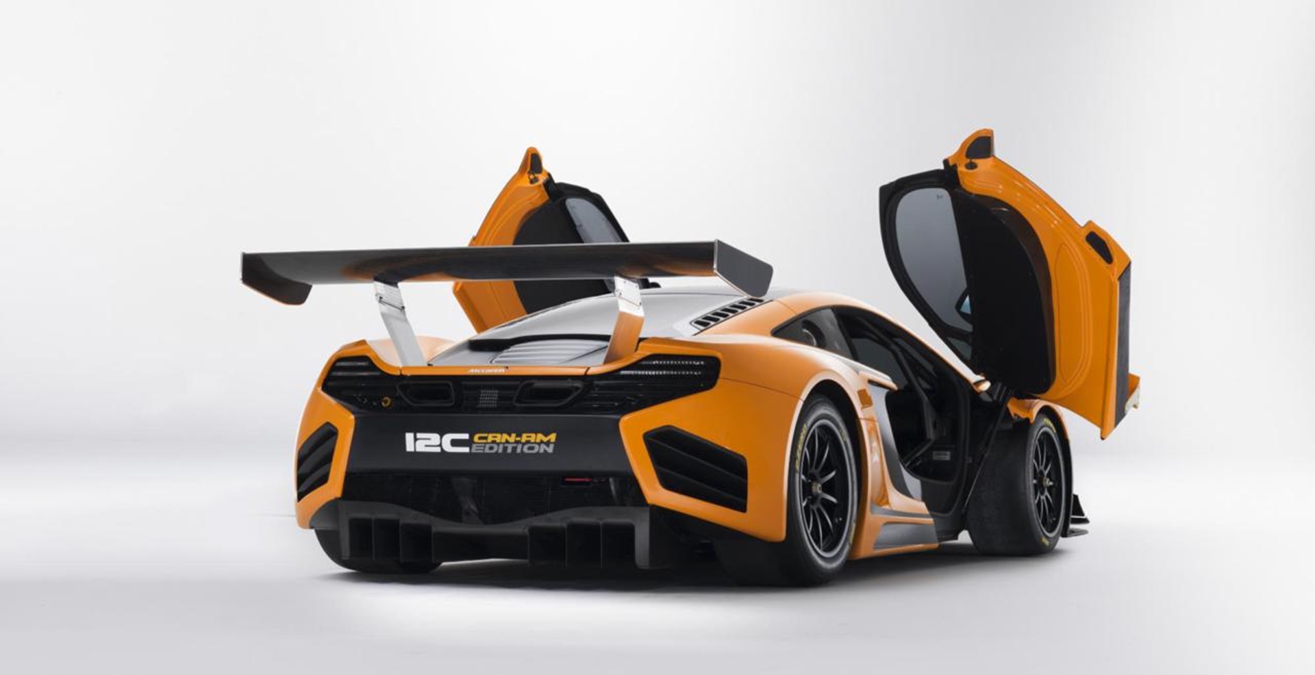 McLAREN 12C CAN-AM EDITION RACING CONCEPT MAKES DEBUT AT PEBBLE BEACH CONCOURS D’ ELEGANCE WEEKEND