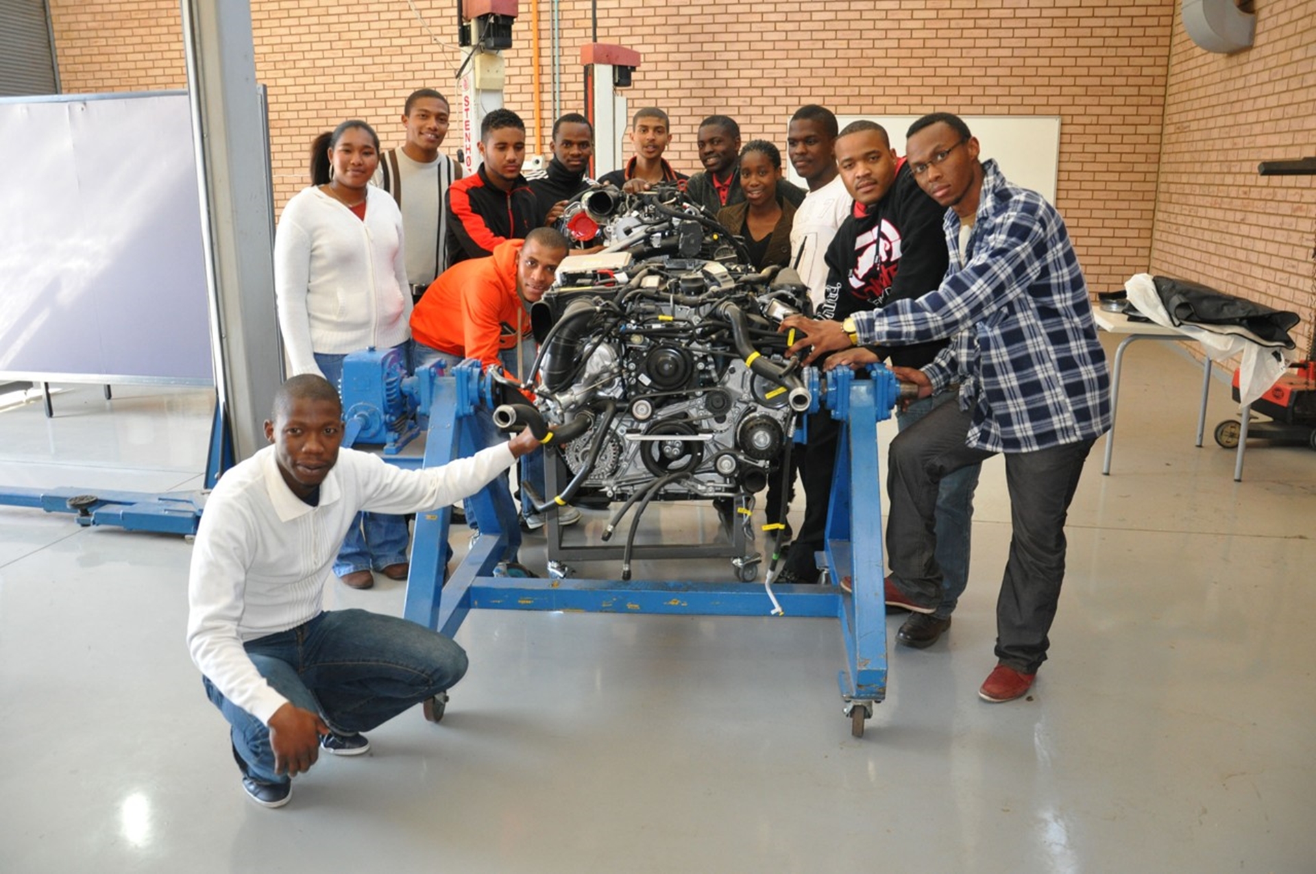 Mercedes-Benz South Africa After-Sales initiative prepares youth for automotive excellence