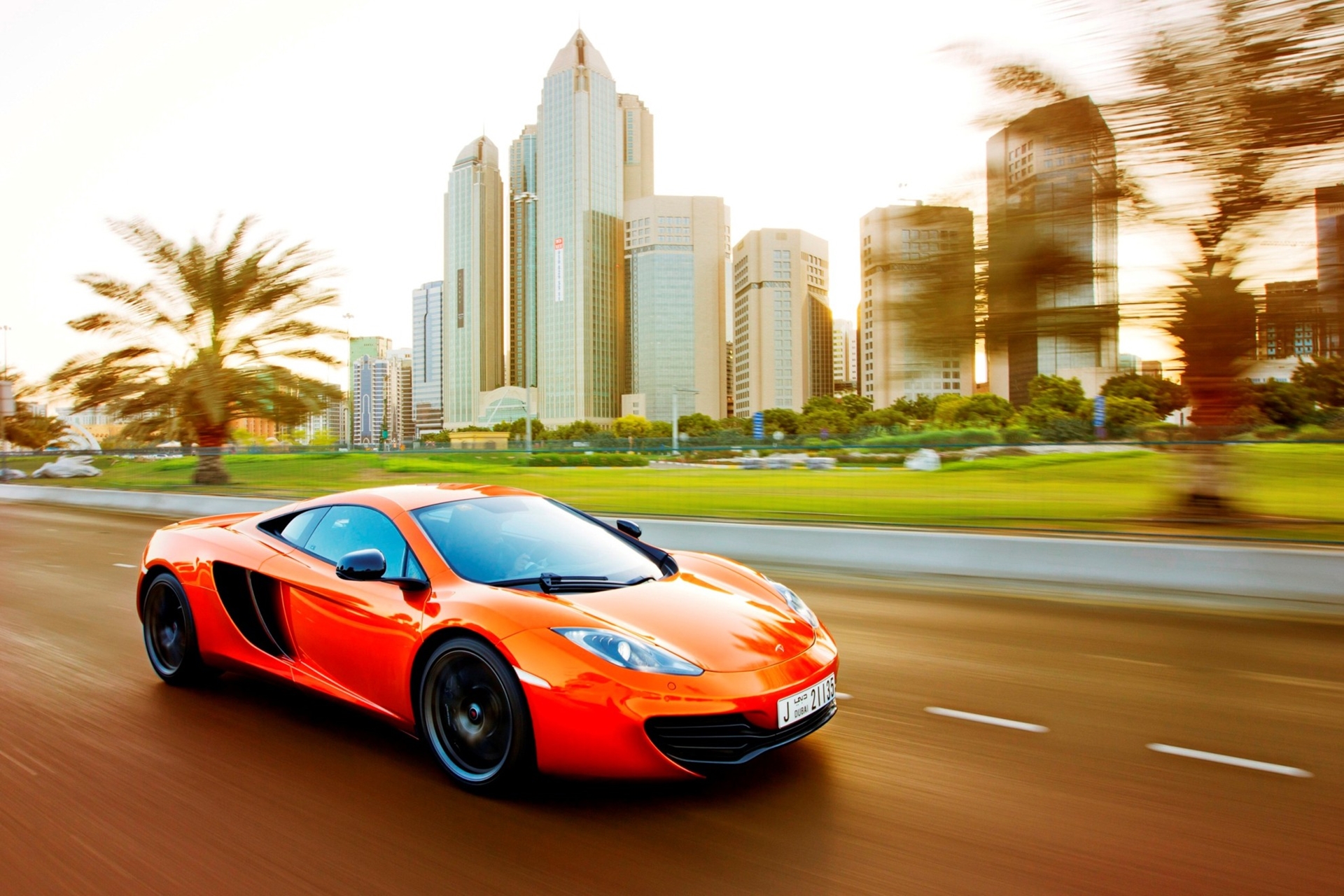 MCLAREN 12C NAMED MIDDLE EAST CAR OF THE YEAR