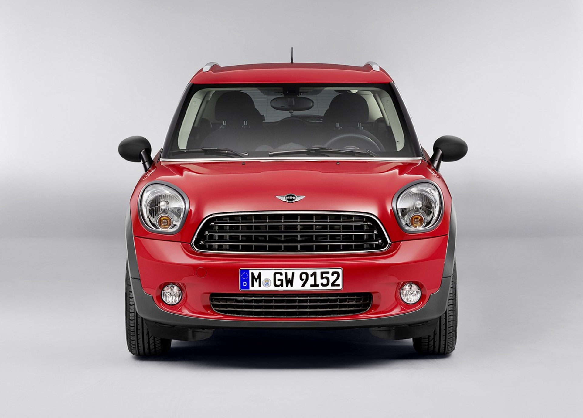 The MINI Countryman: Model update measures for summer 2012.