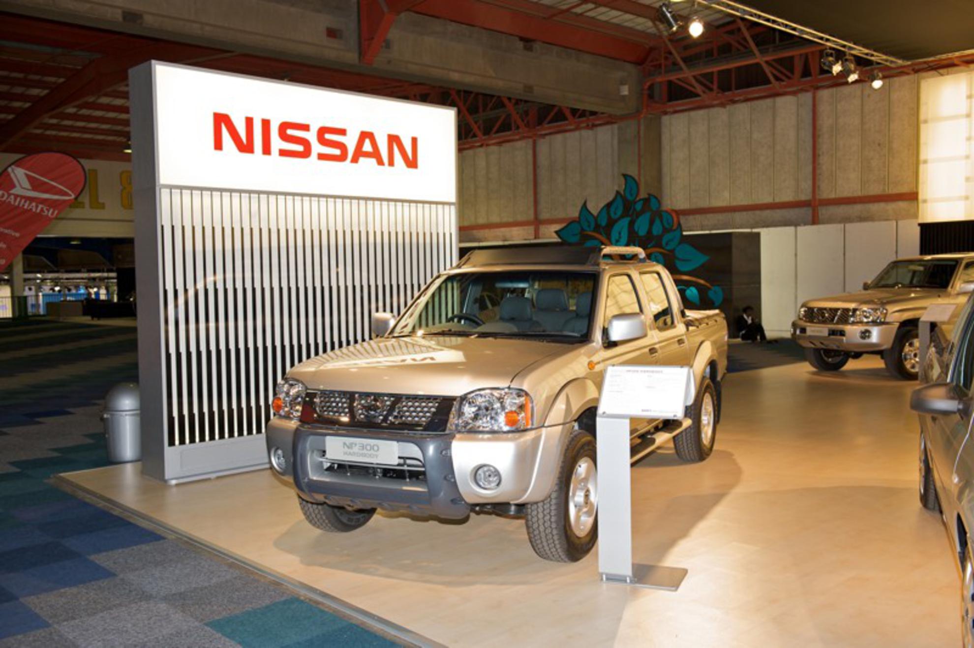 Nissan_car_show_2008_87573