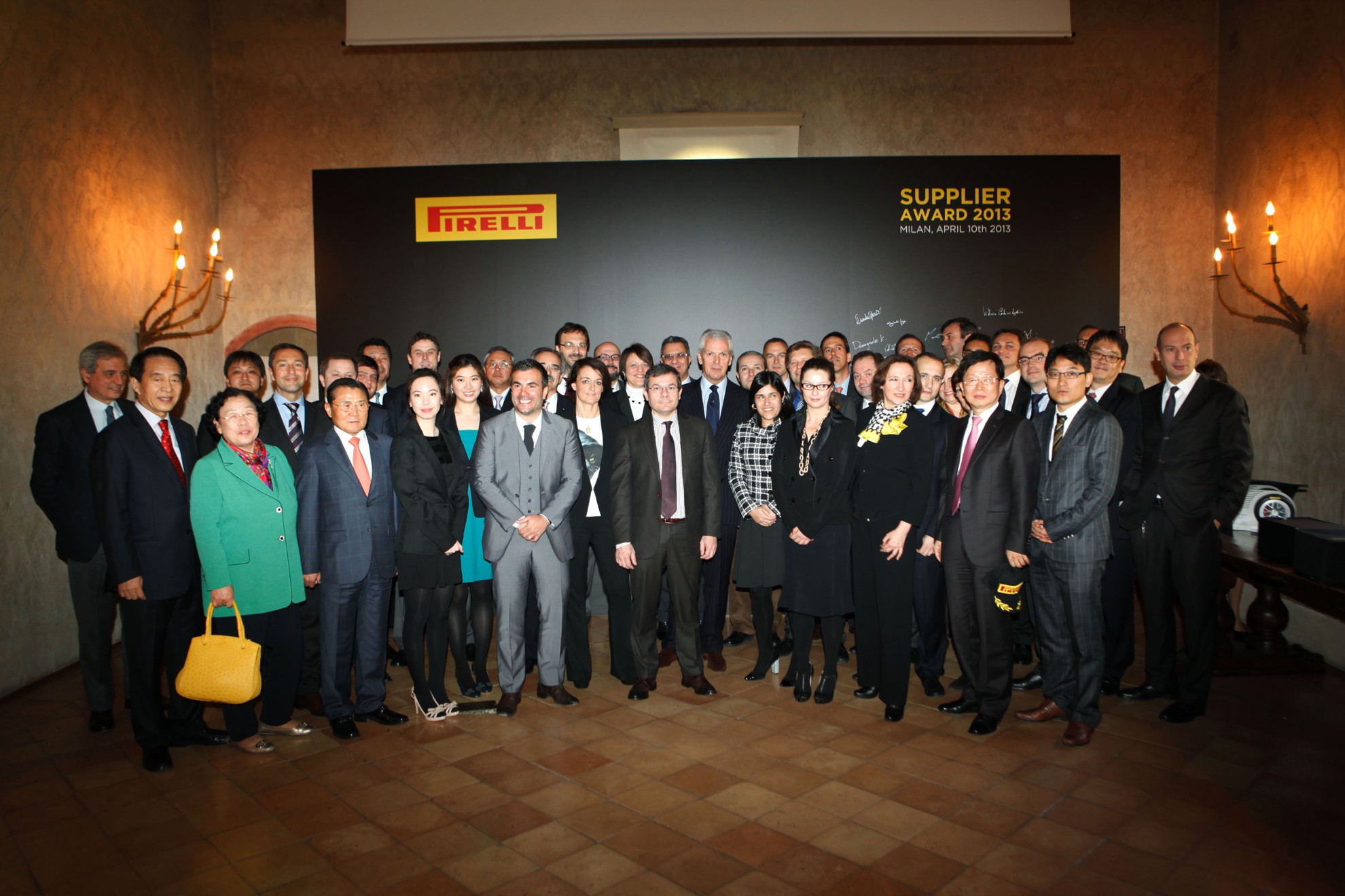 PIRELLI AWARDS THE NINE BEST SUPPLIERS OF 2012