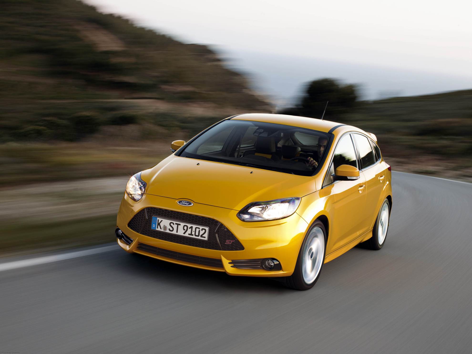 FORD OFFERS FOCUS ST AND FIESTA ST WITH POWER-BOOSTING MOUNTUNE UPGRADES